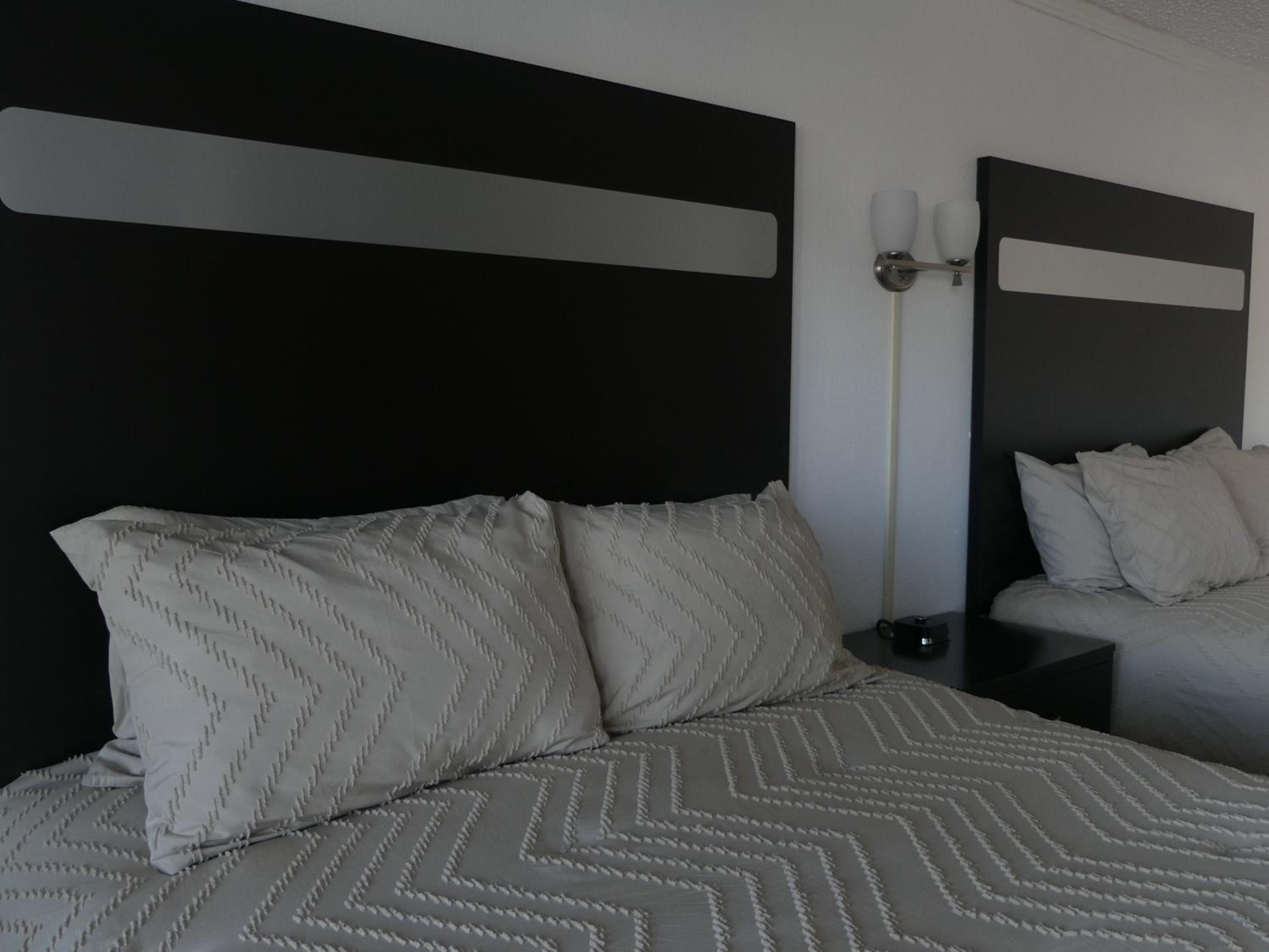 Standard Queen Room with Two Queen Beds