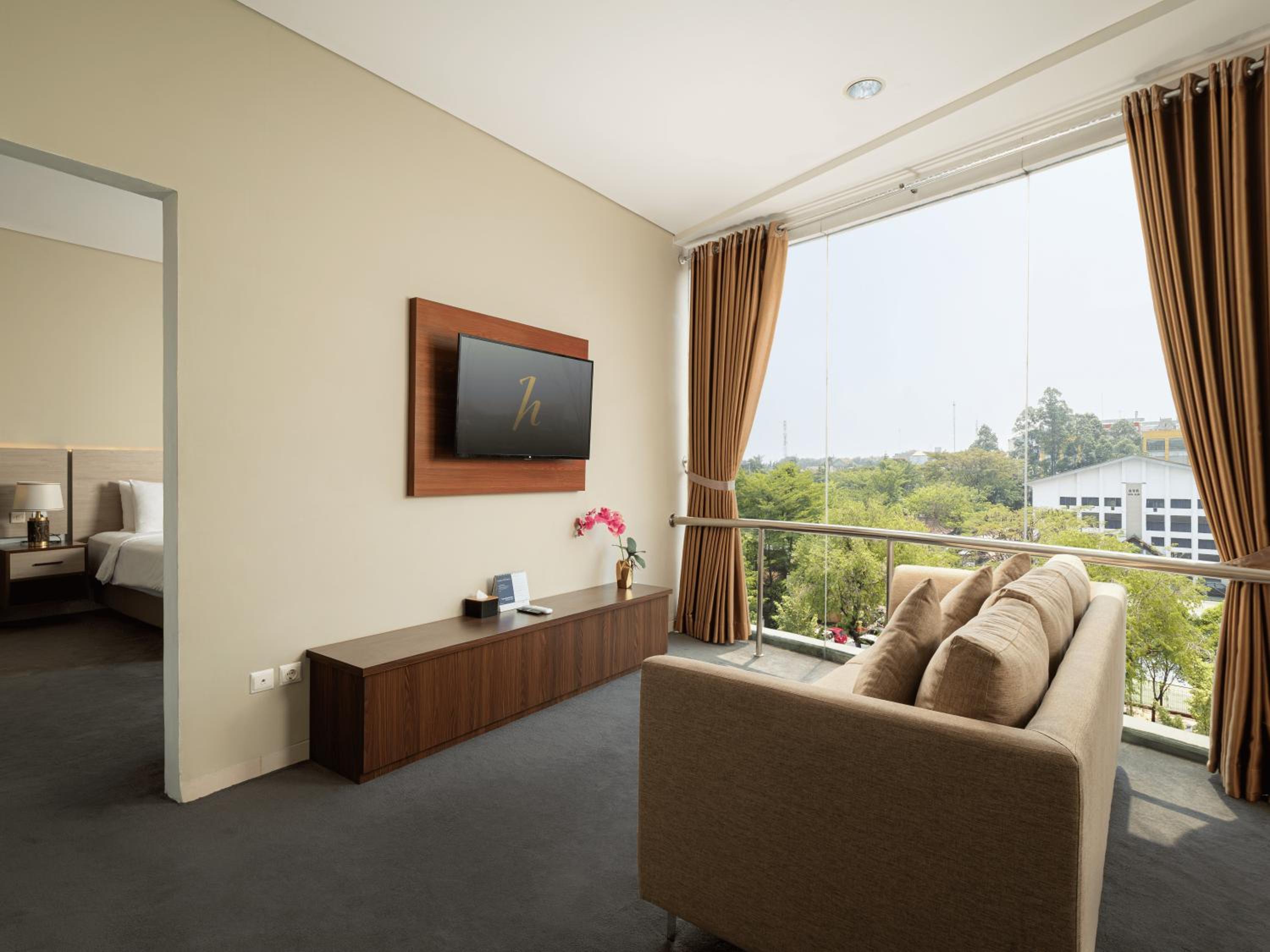 Junior Suite - Photo 2