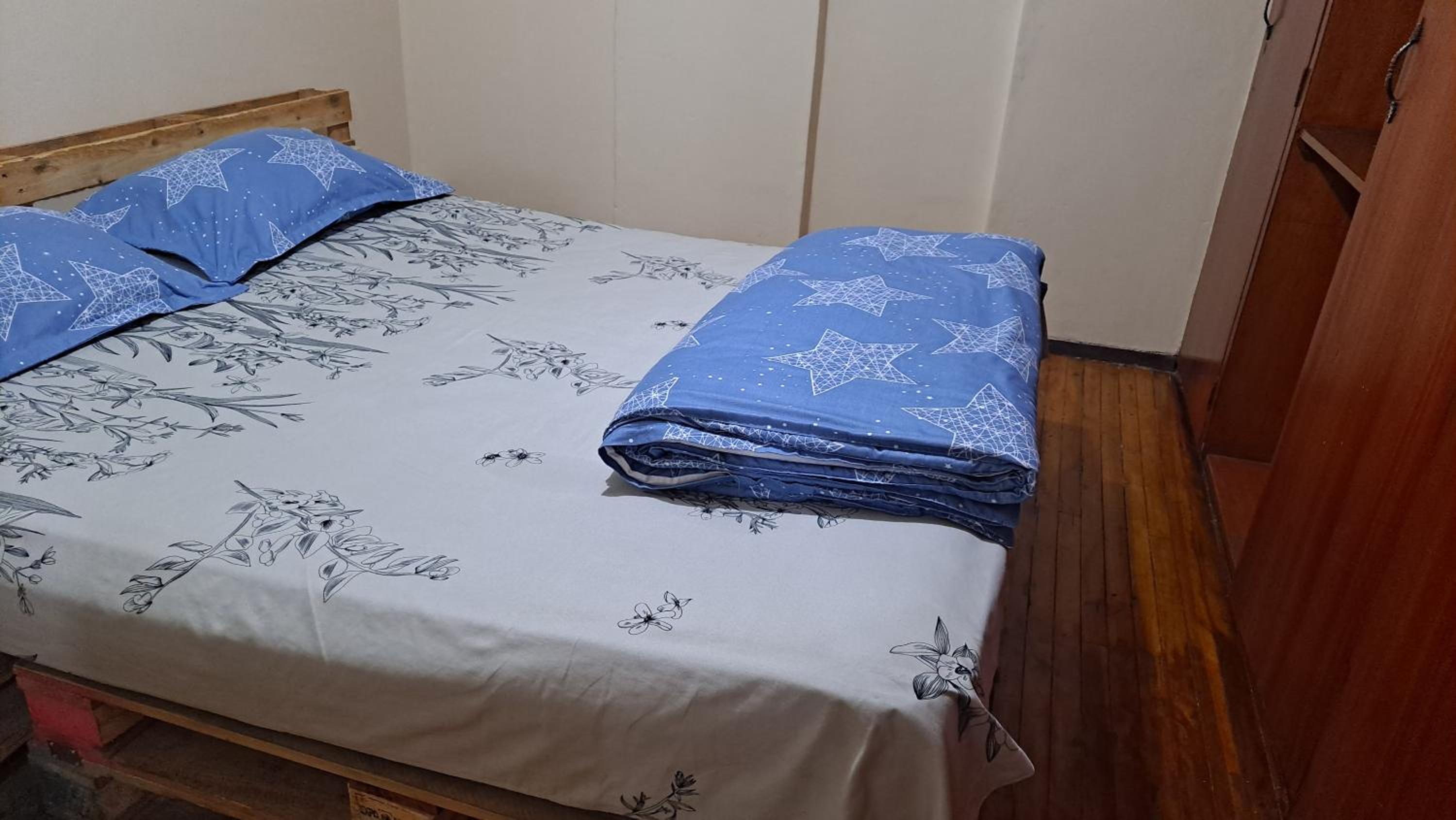 Queen Room photo 3