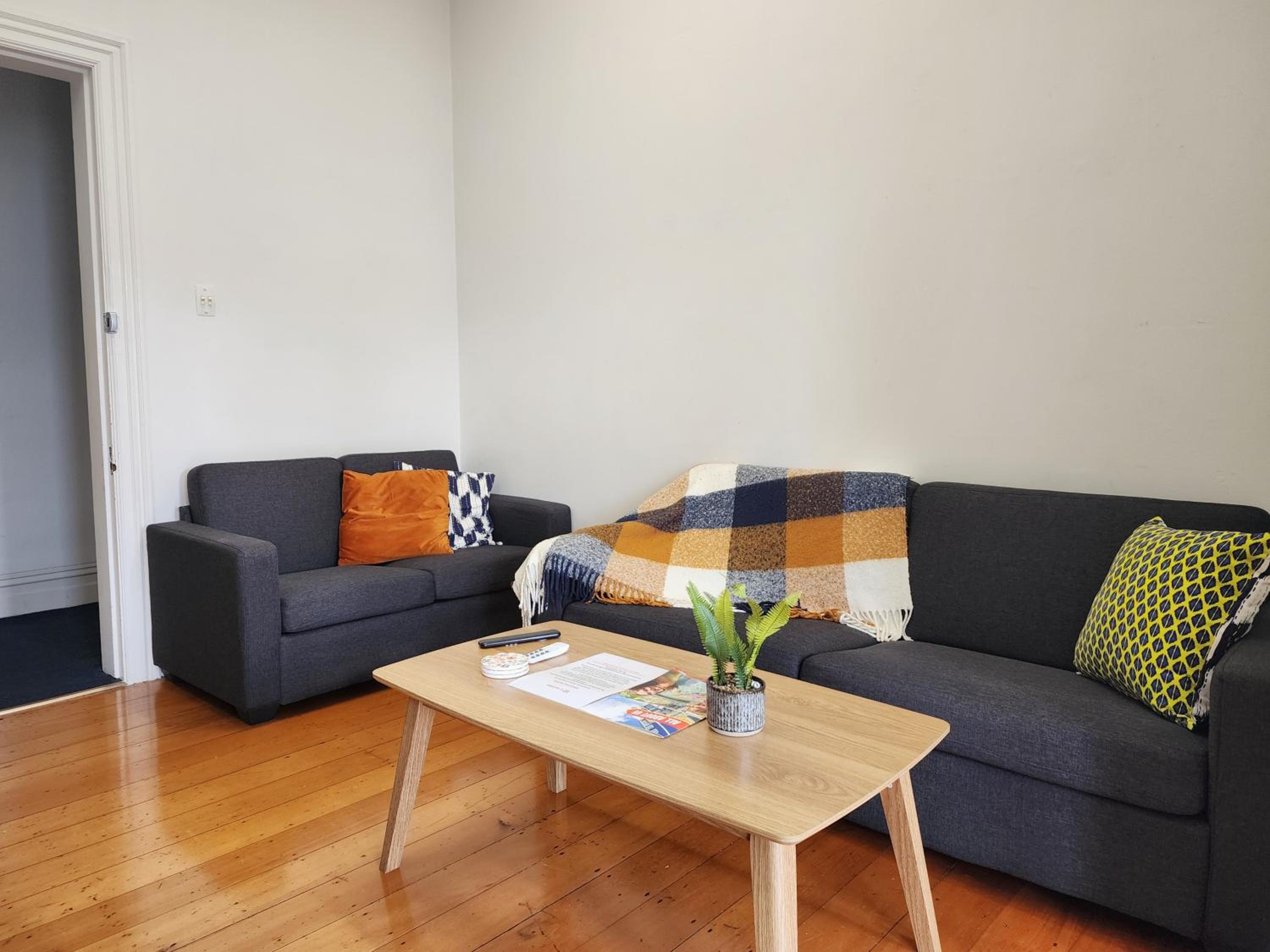 Three-Bedroom Apartment photo 2