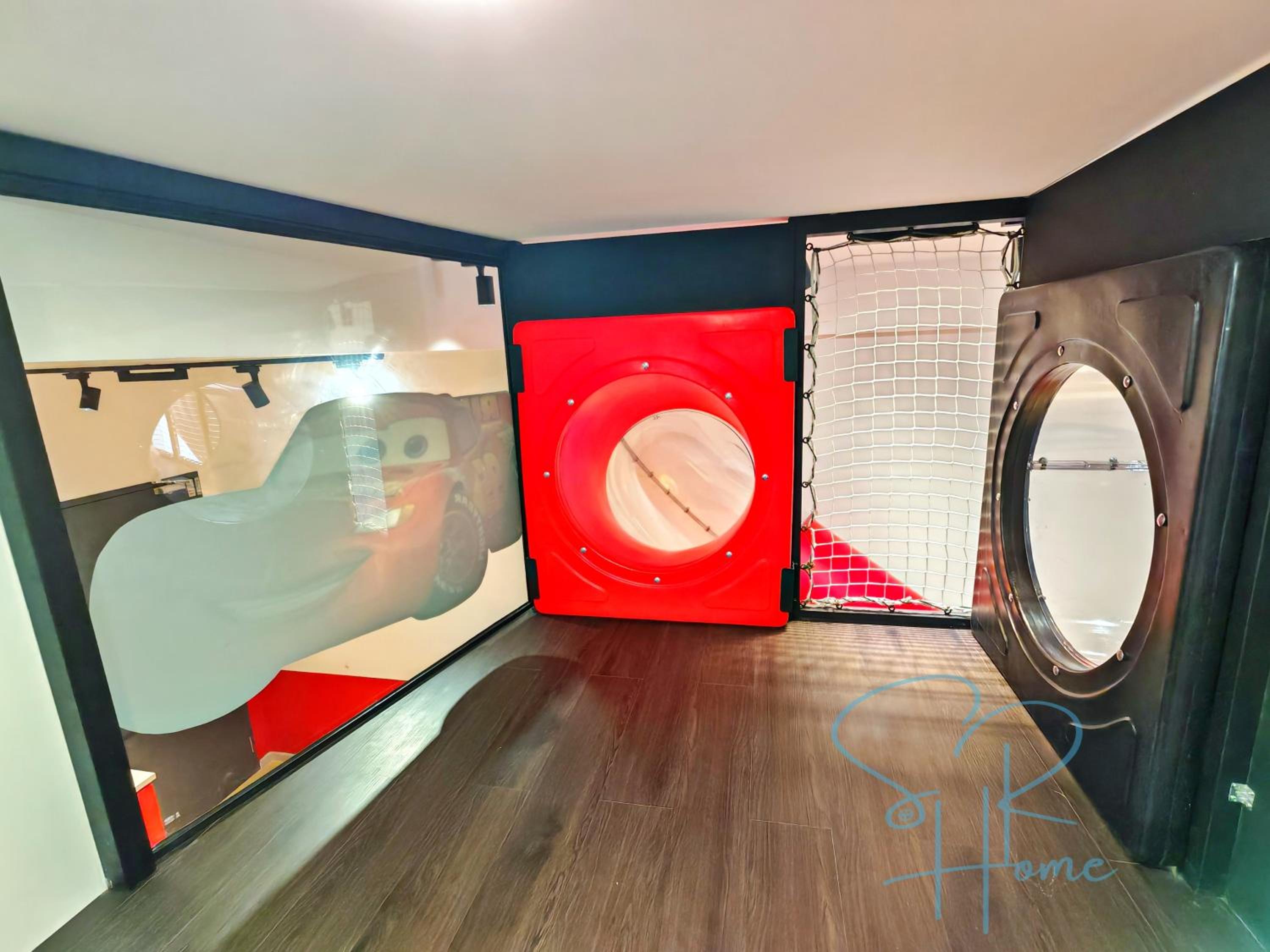 Loft photo 2