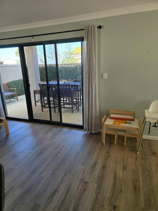 Three-Bedroom Apartment photo 2