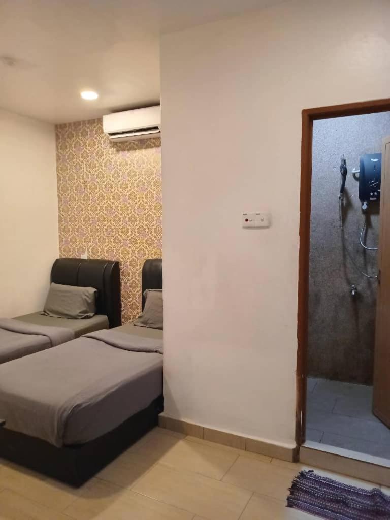 Deluxe Twin Room - Photo 2