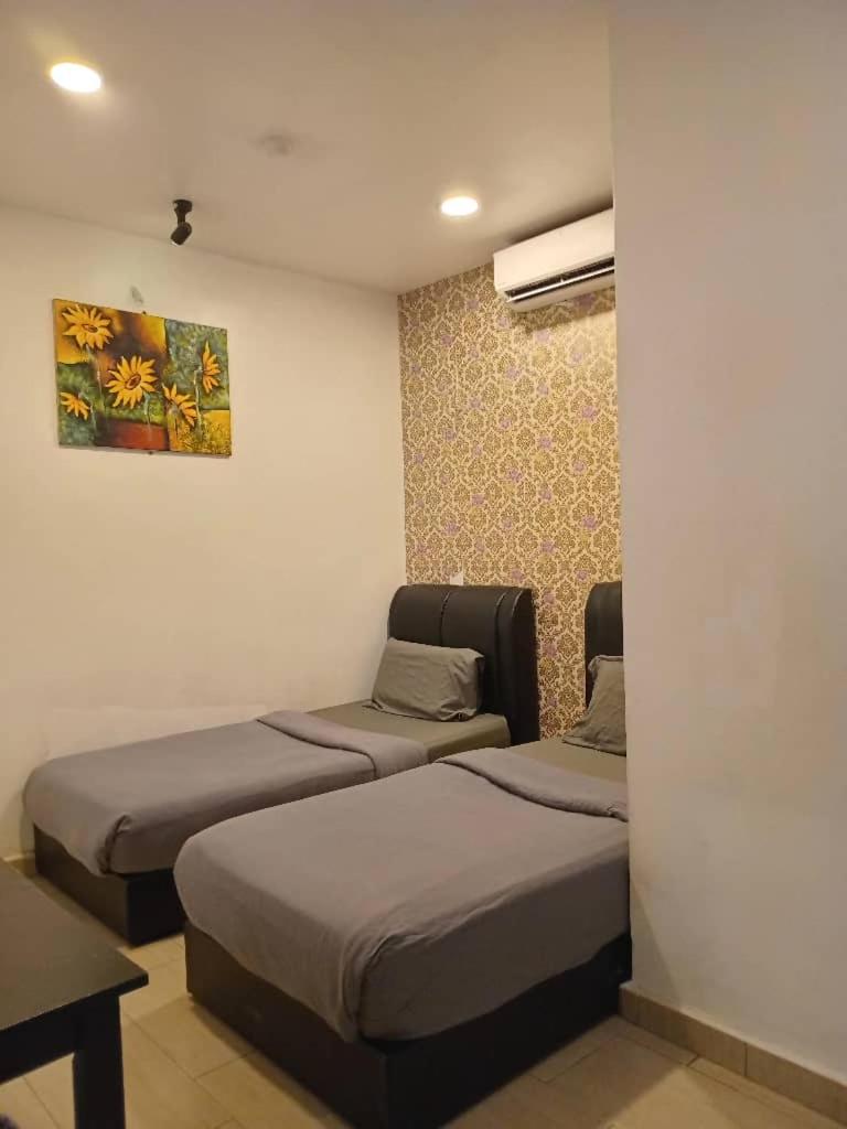 Deluxe Twin Room - Photo 3