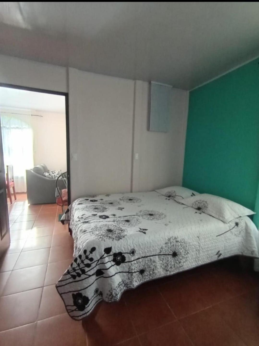 Two-Bedroom House photo 3