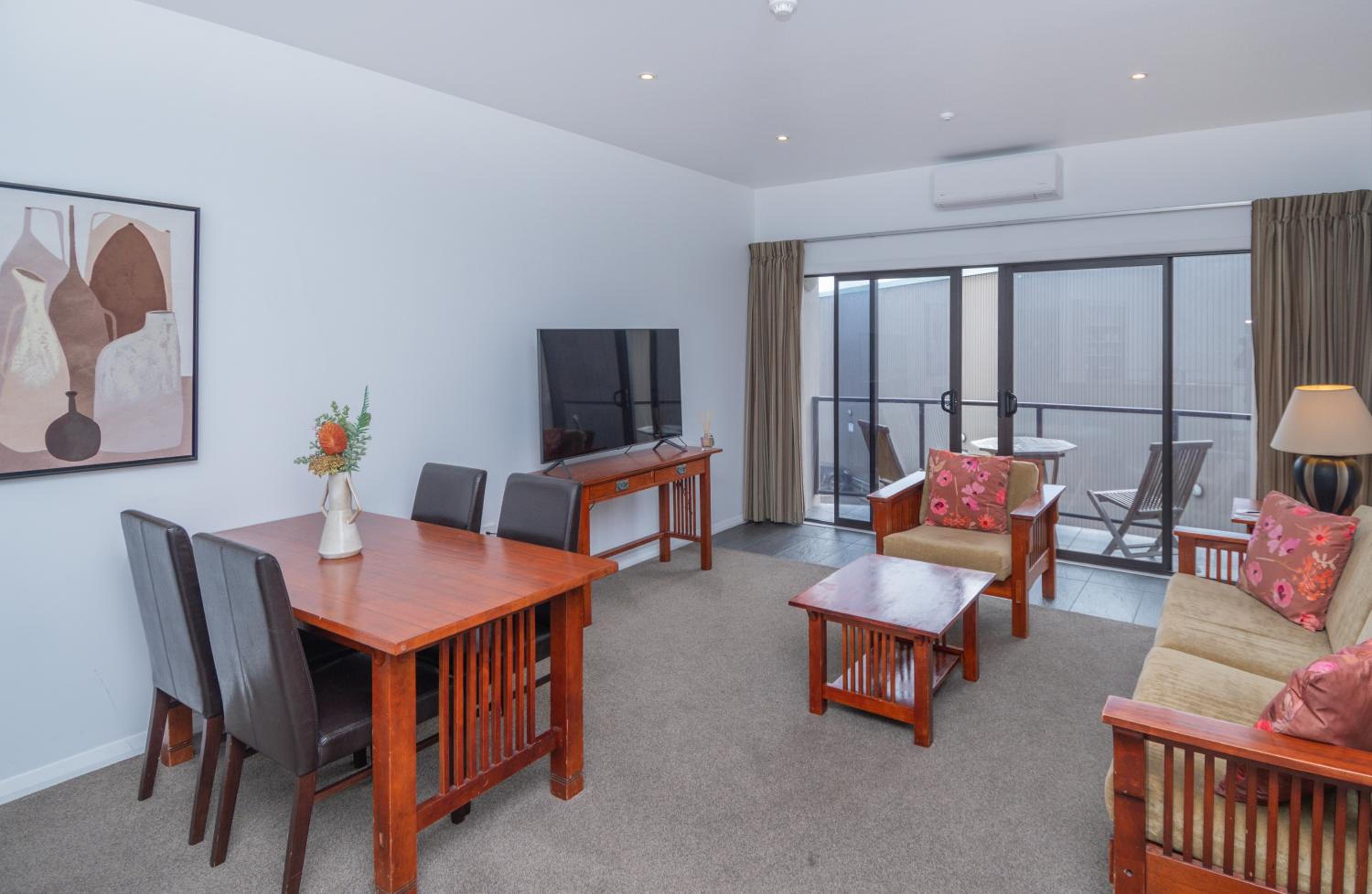 Standard Two-Bedroom Apartment - Photo 2