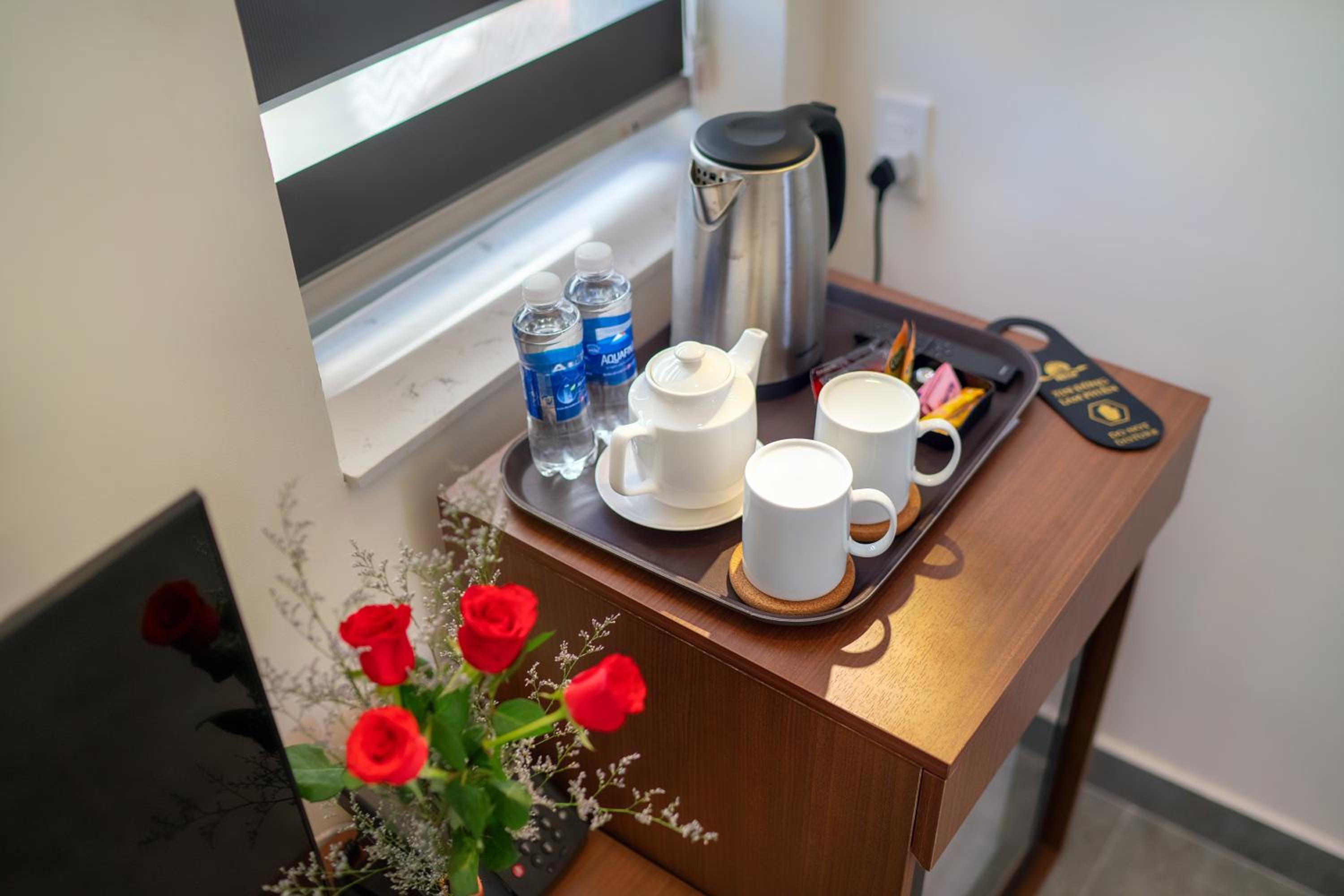 Suite - Photo 15
