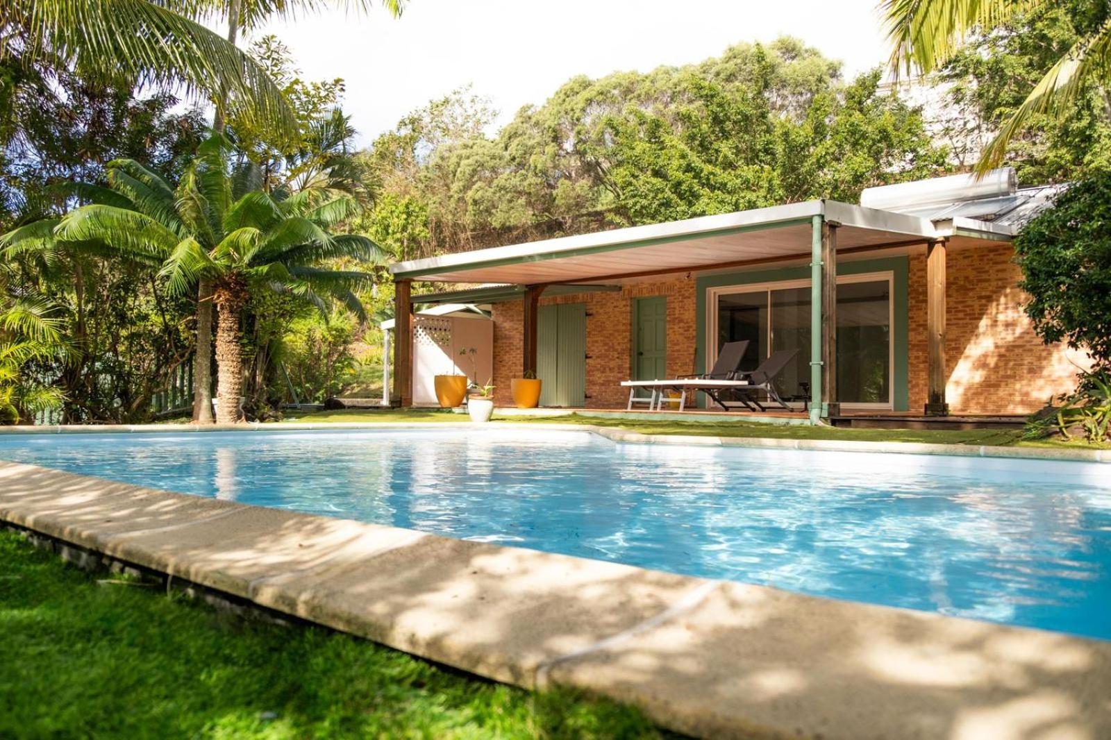 Three-Bedroom Villa photo 1