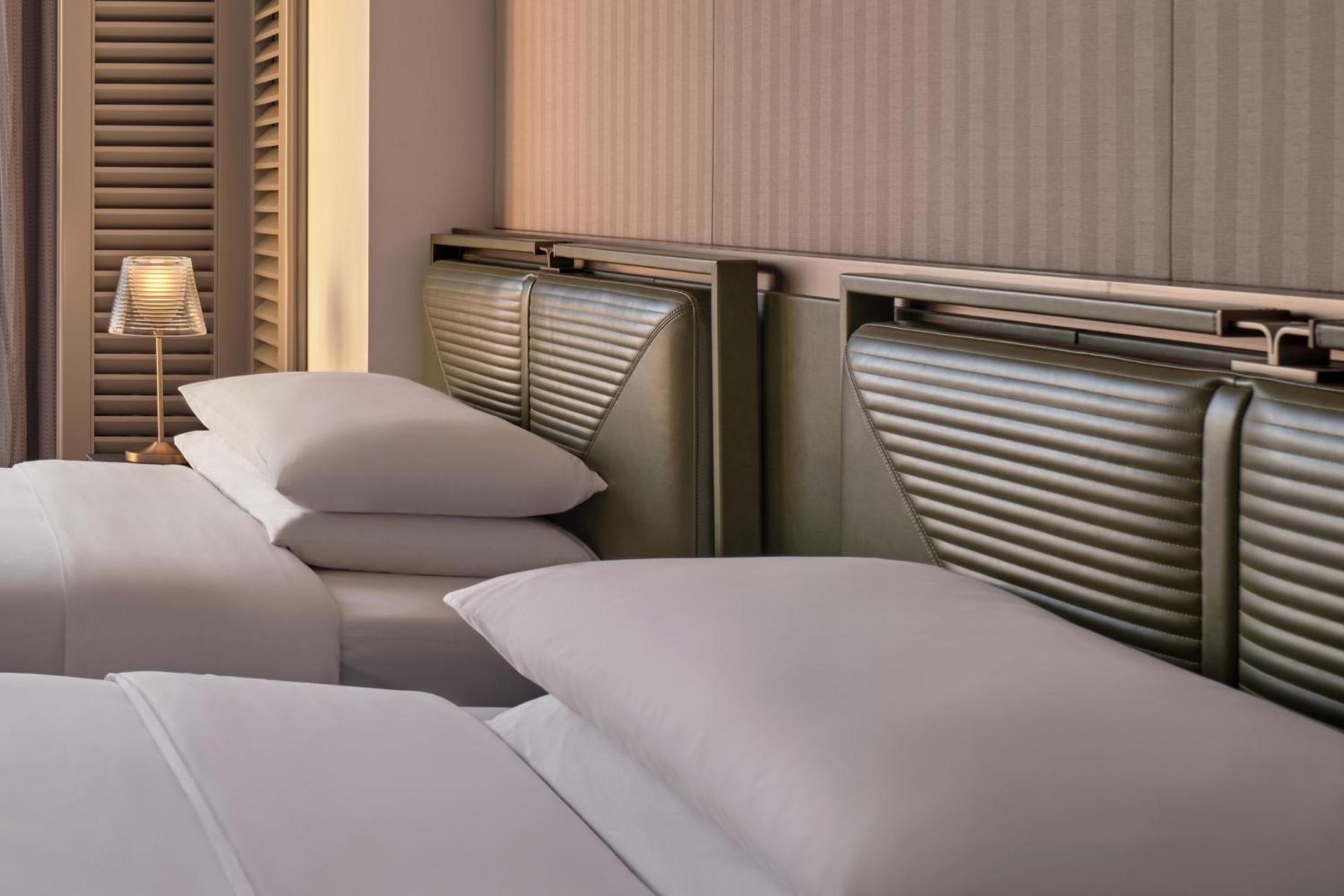 Classic Double Room with Two Double Beds and Bund View