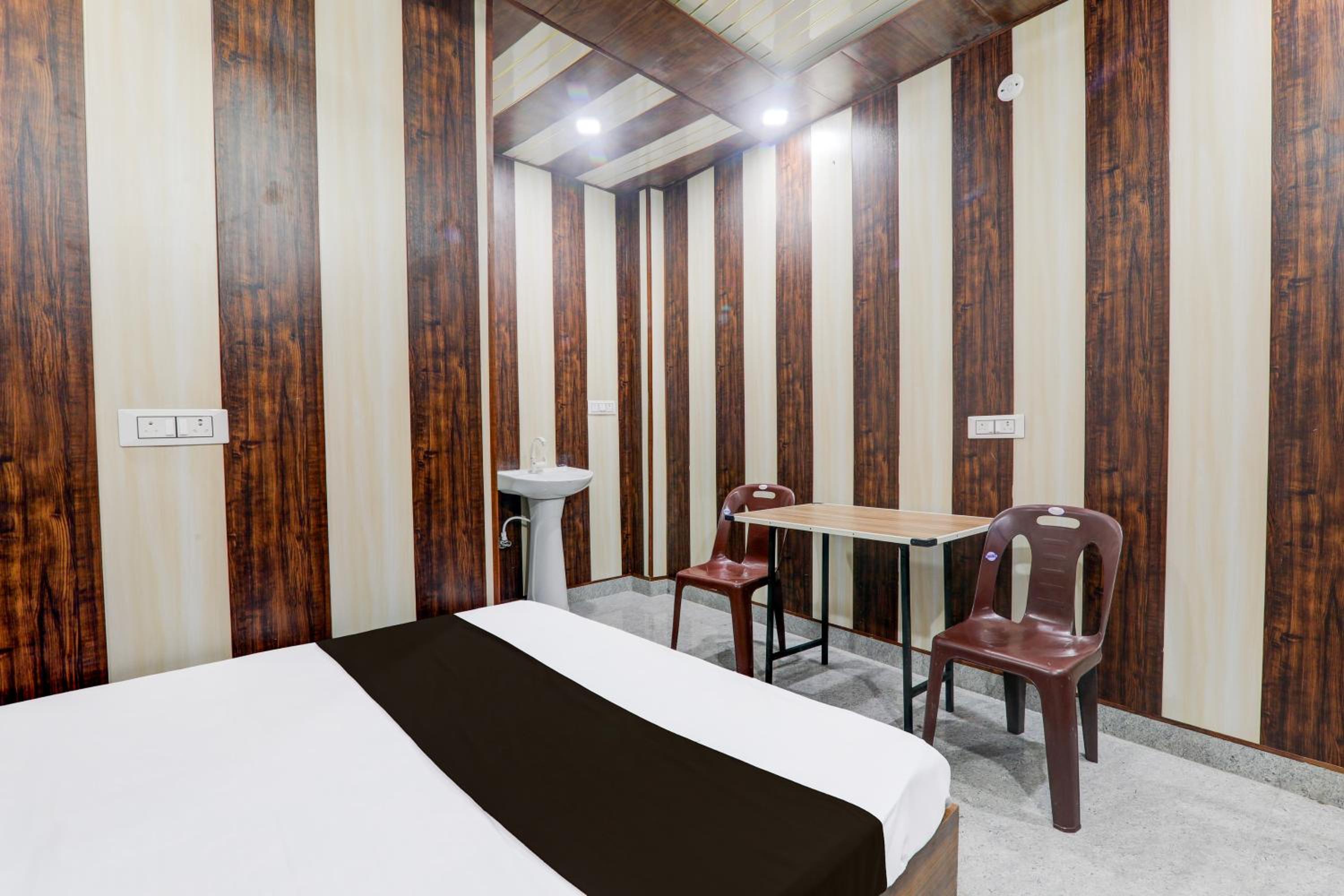 Classic Triple Room