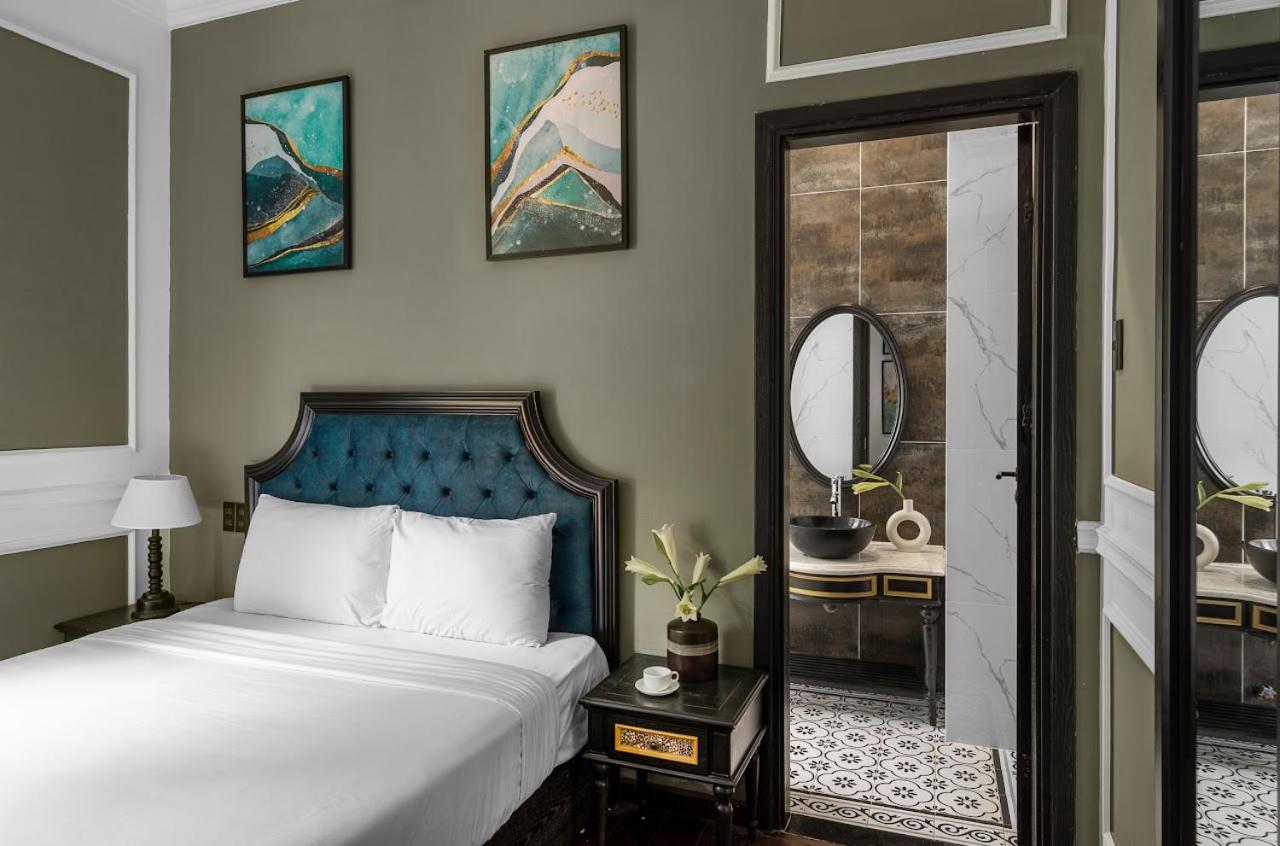 Double Room with Balcony - Photo 6