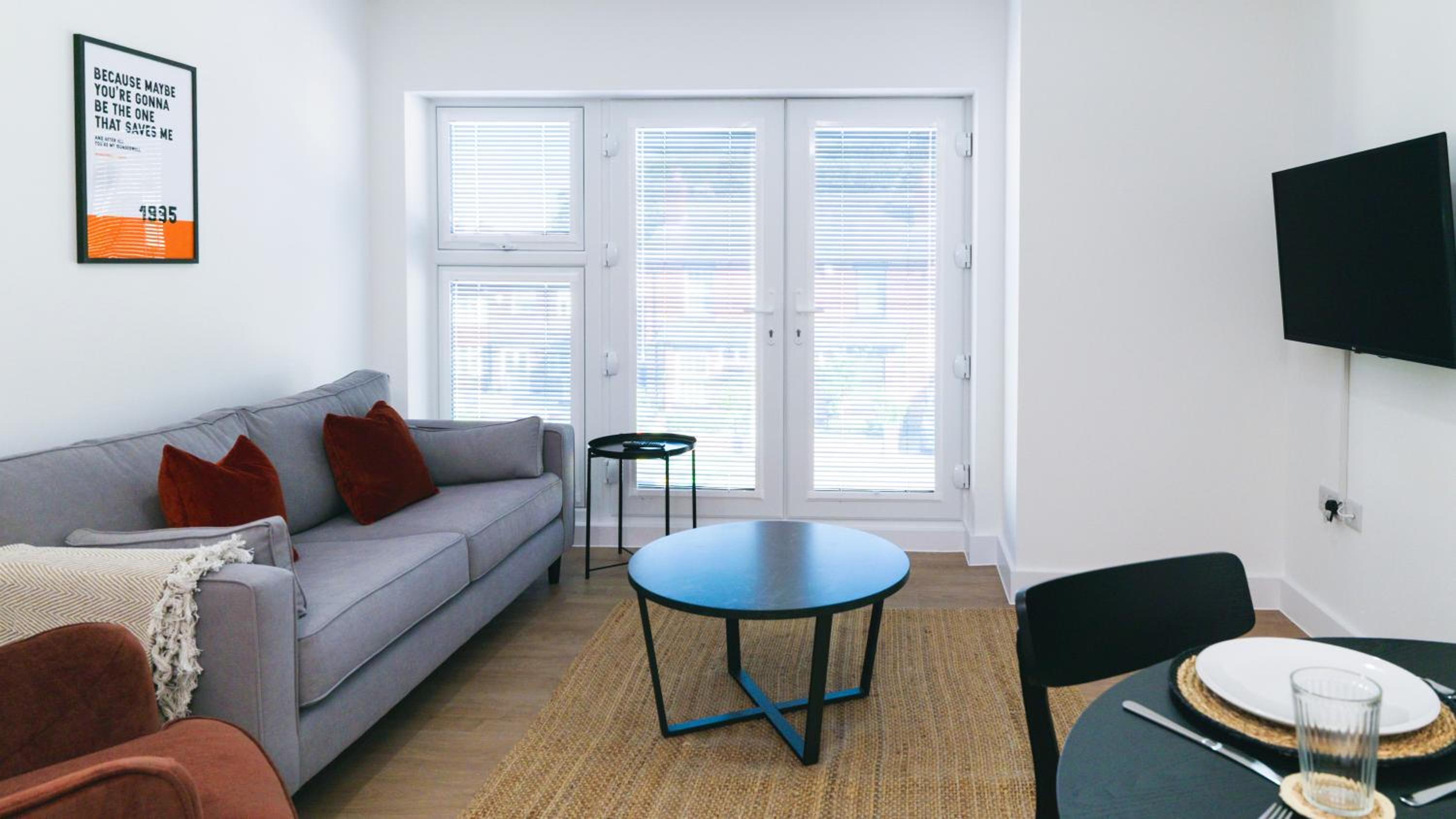Two-Bedroom Apartment photo 2