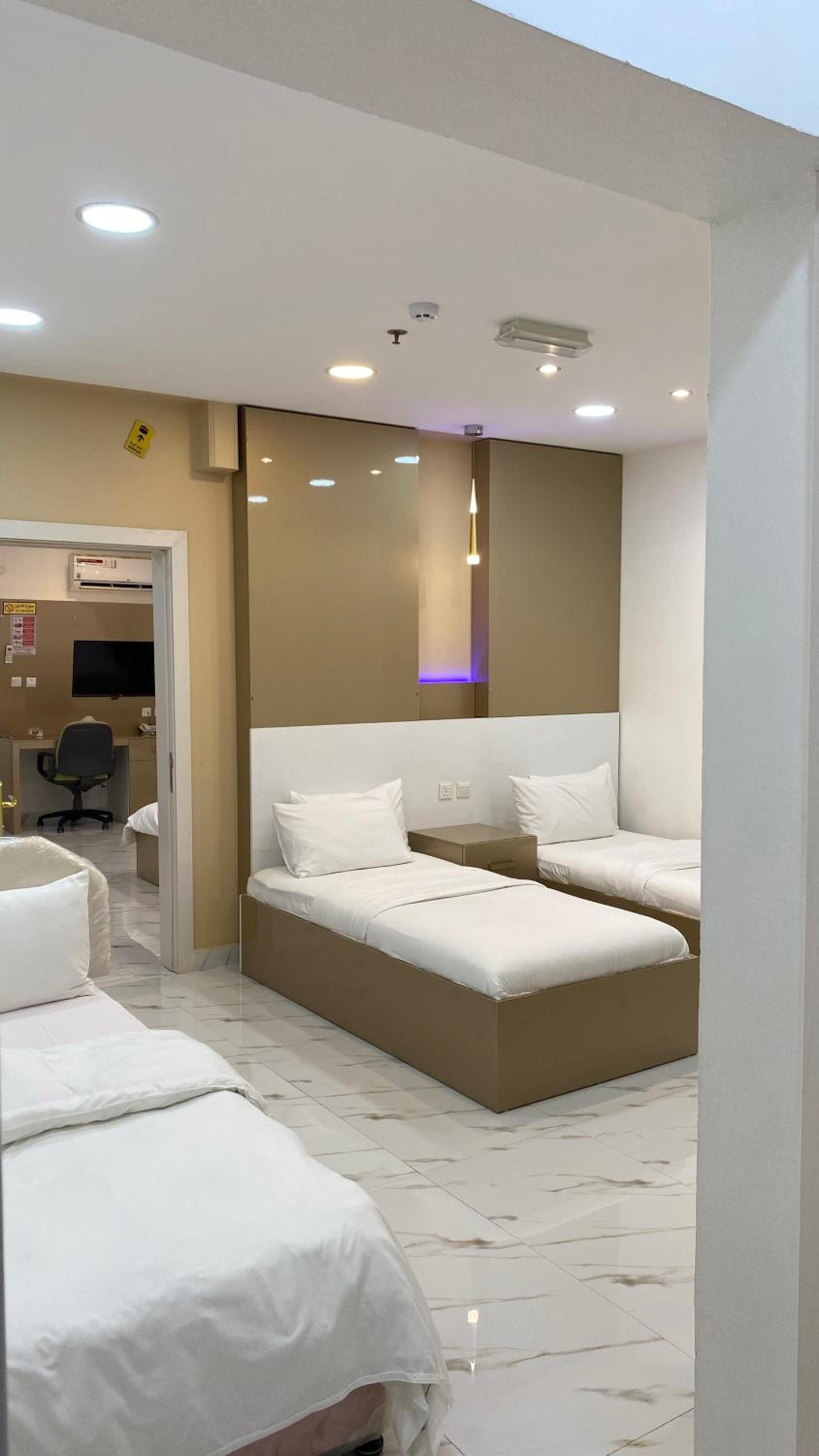 Triple Room with Lake View
