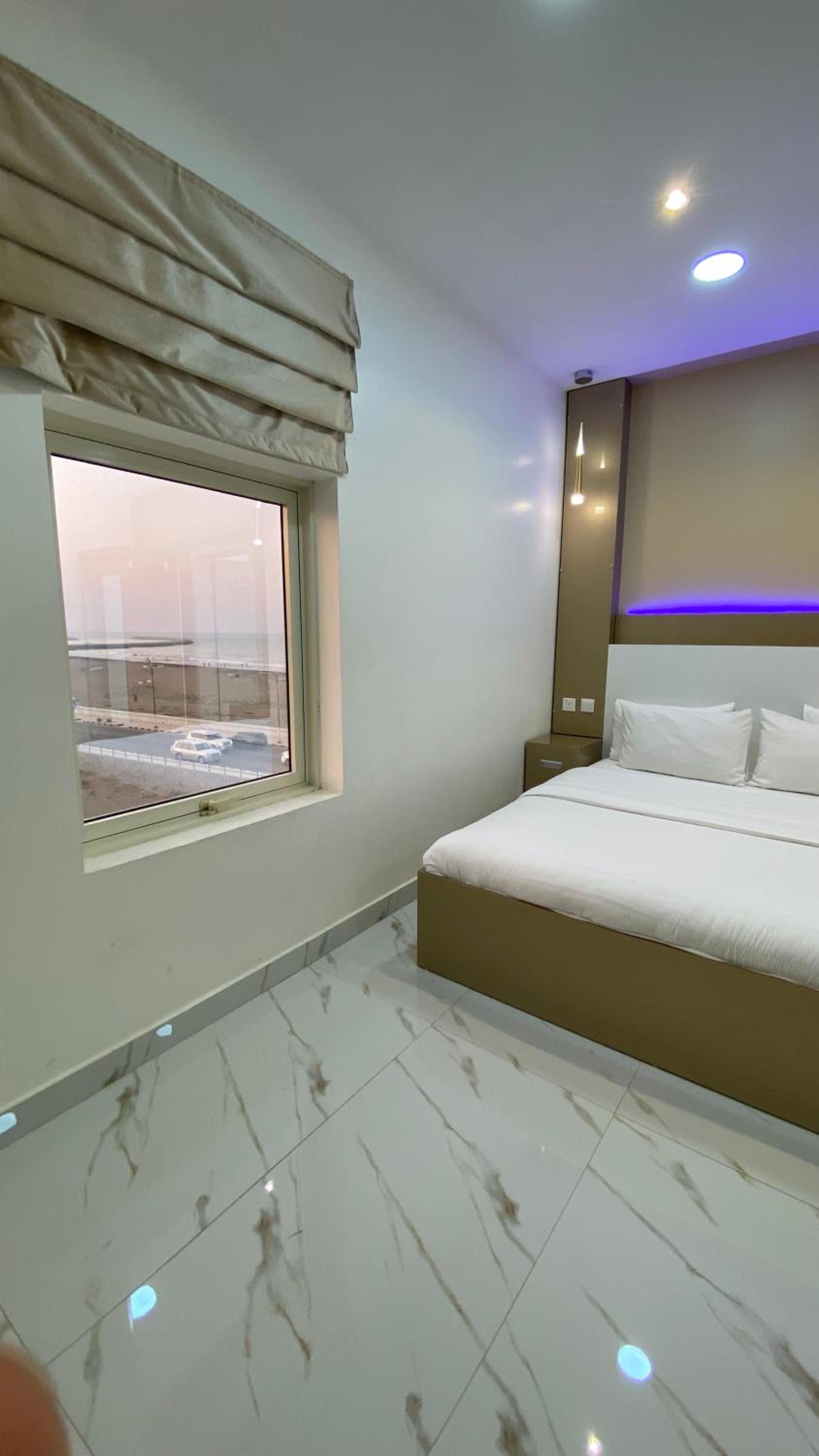 Family Room with Side Sea View photo 2