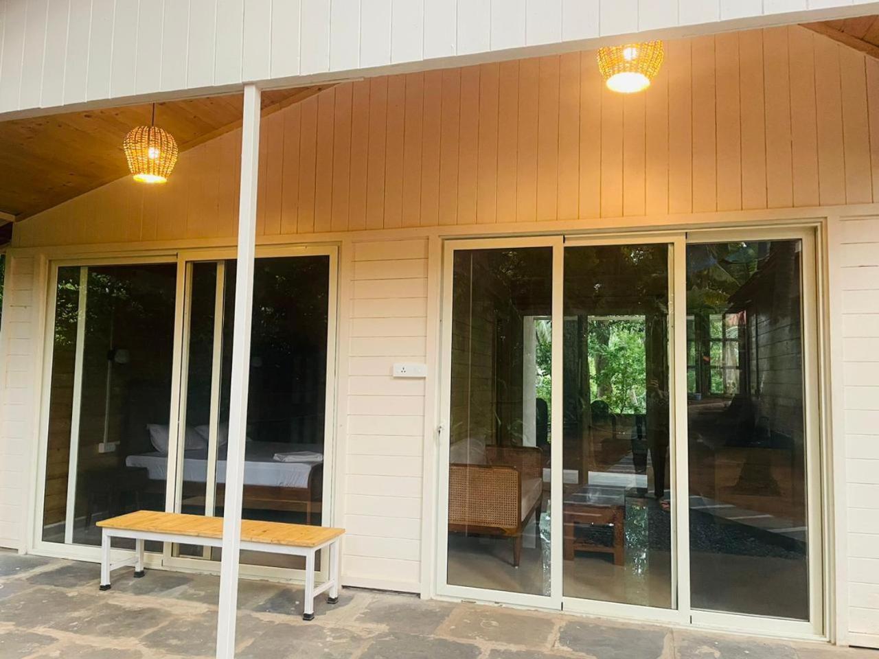 Superior Villa photo 1