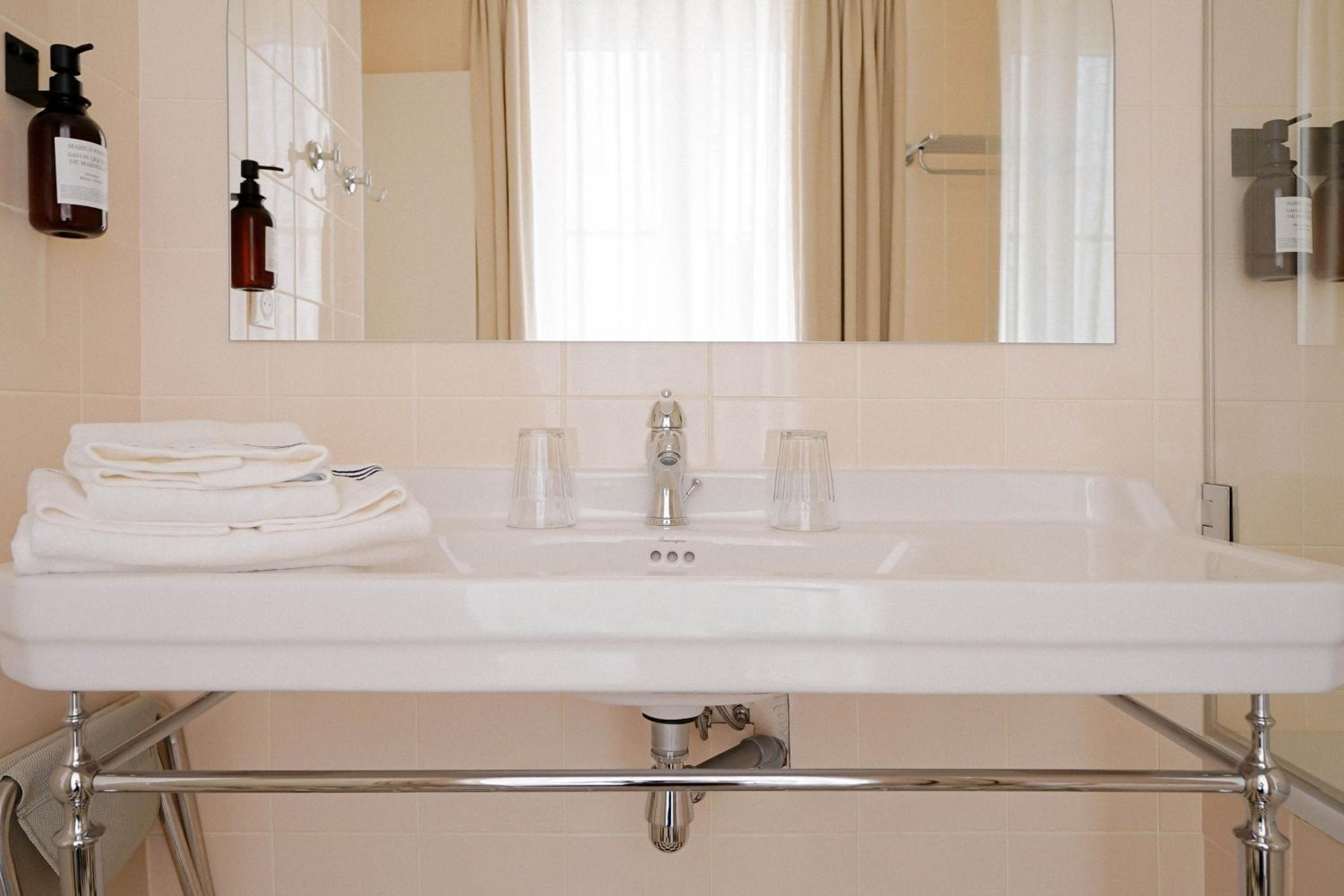 Superior Room - Photo 4
