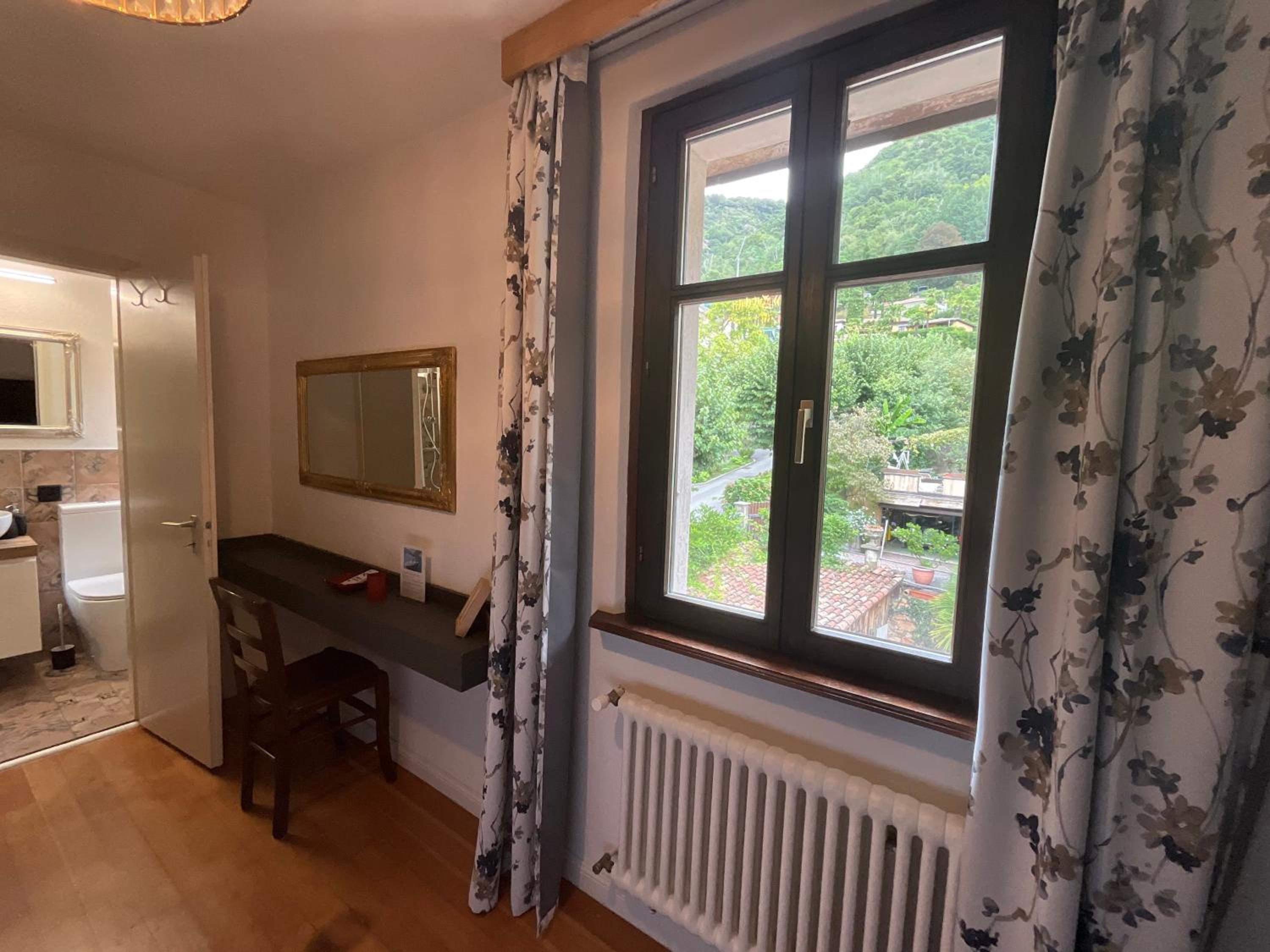 Single Room photo 3