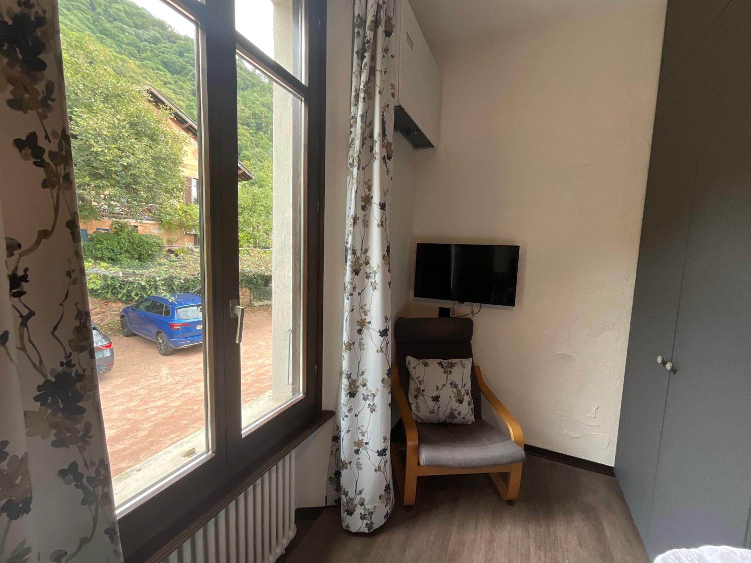 Single Room photo 1