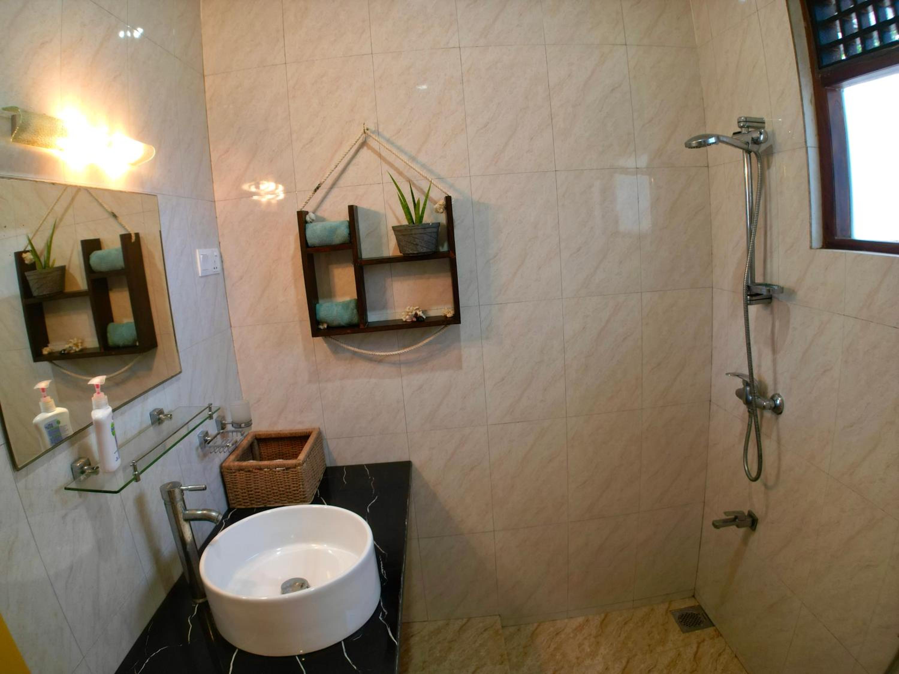 Double Room with Private Bathroom photo 2