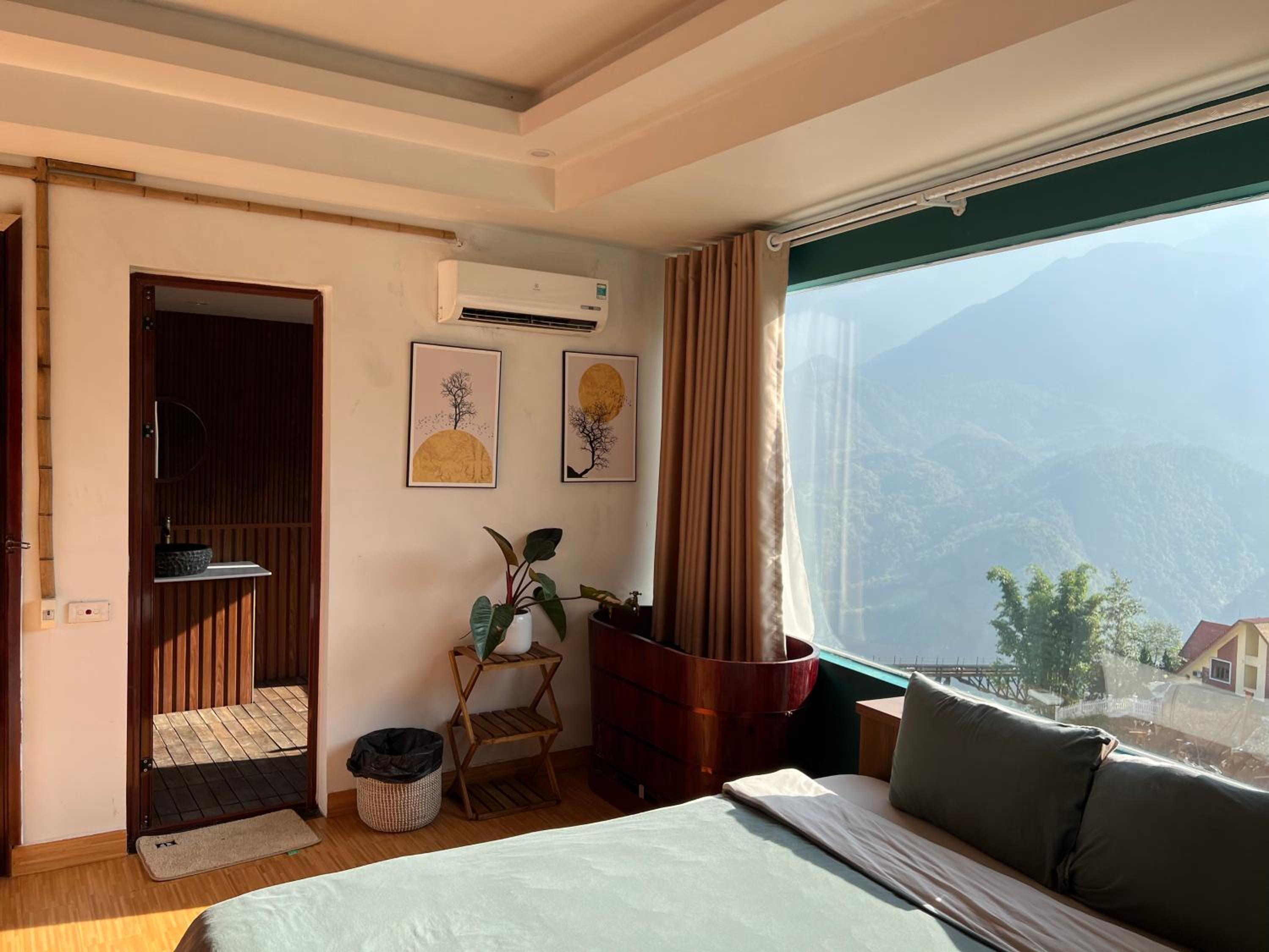 King Room with Mountain View - Photo 8
