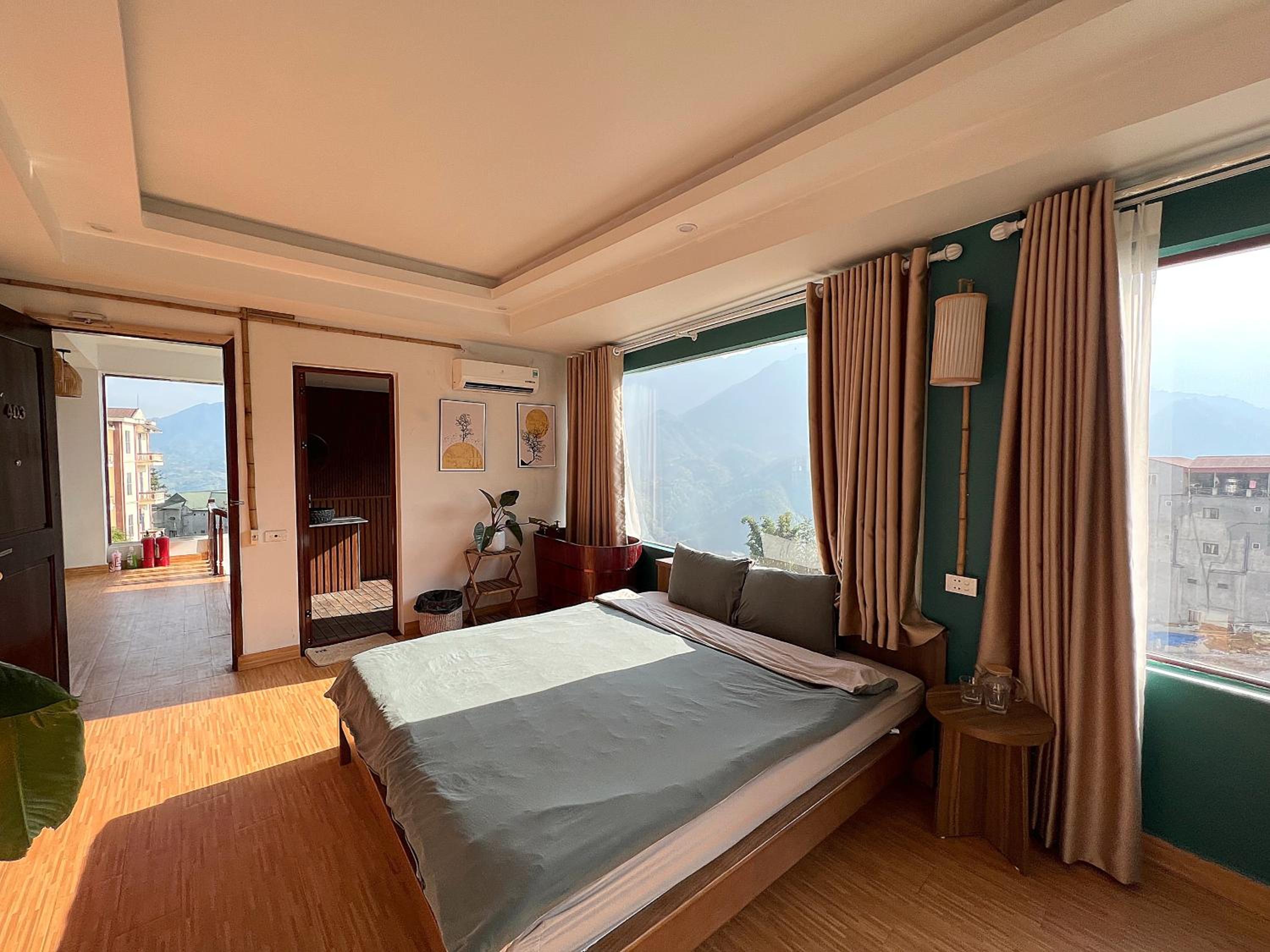 King Room with Mountain View - Photo 11