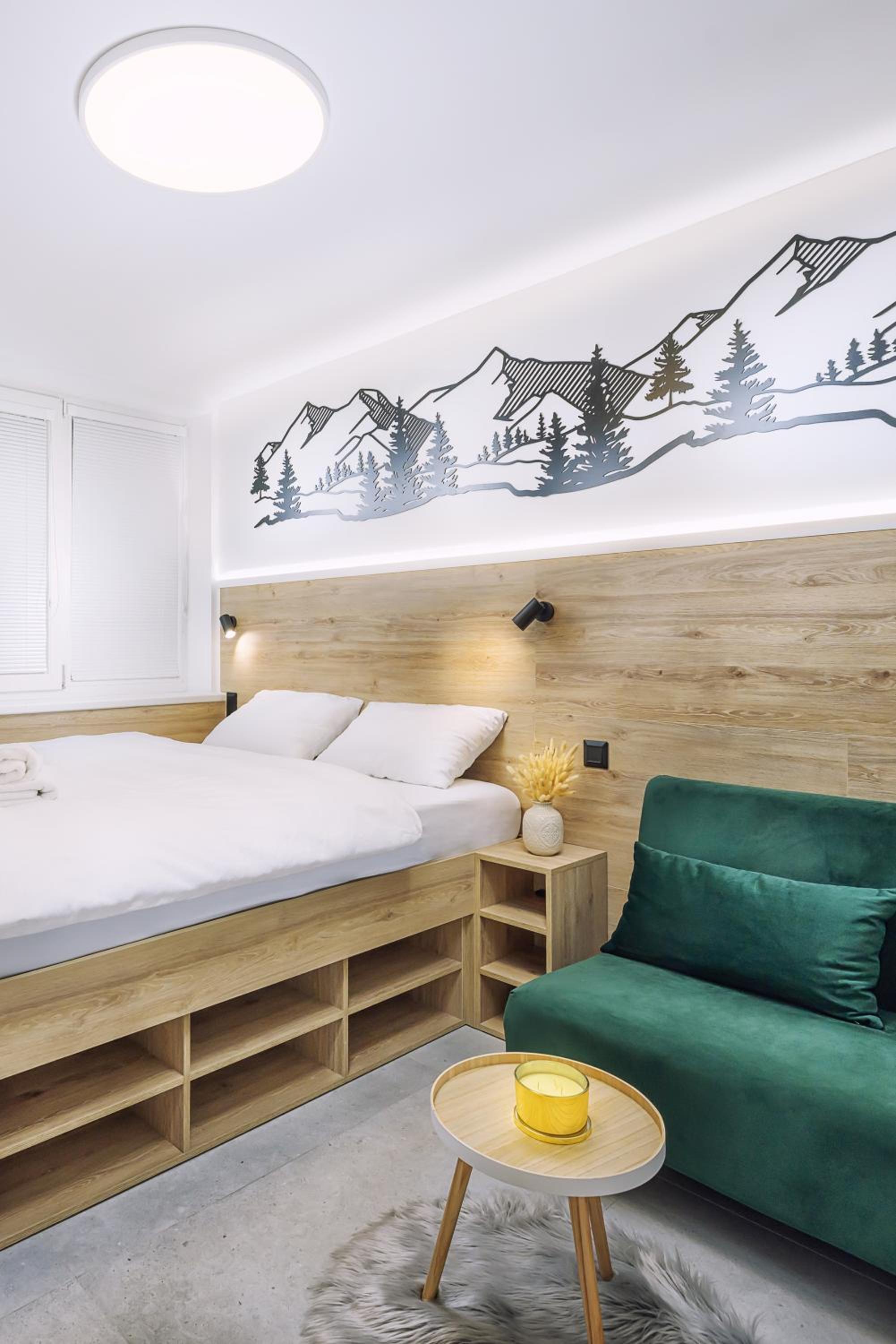 One-Bedroom Apartment