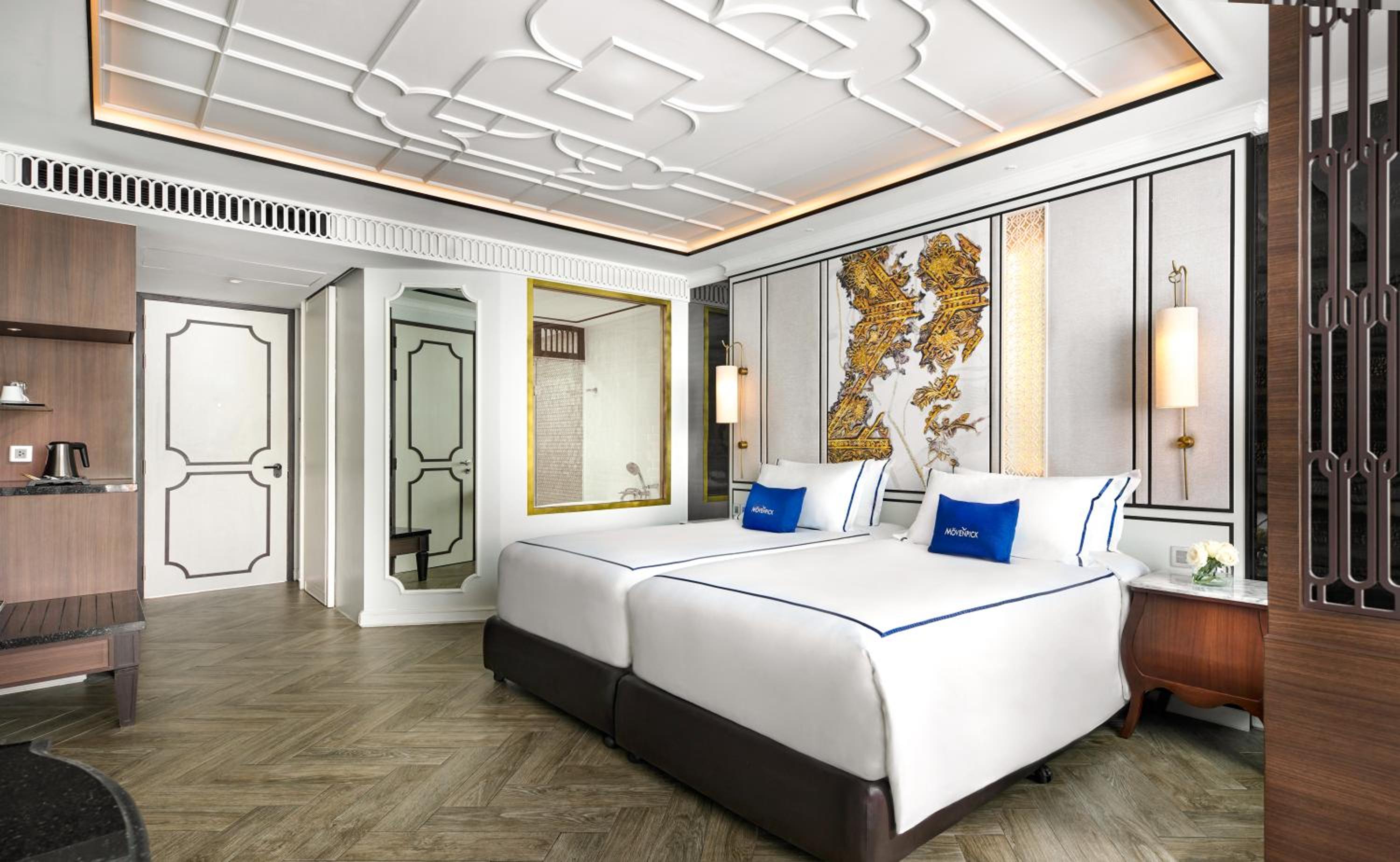 Deluxe Twin Room with Pool View photo 3