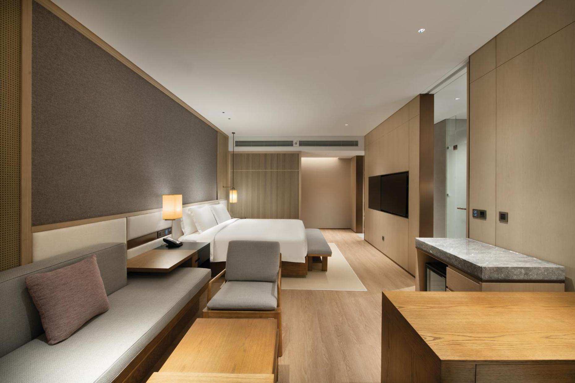 Premium King Room with Hotspring - Photo 3