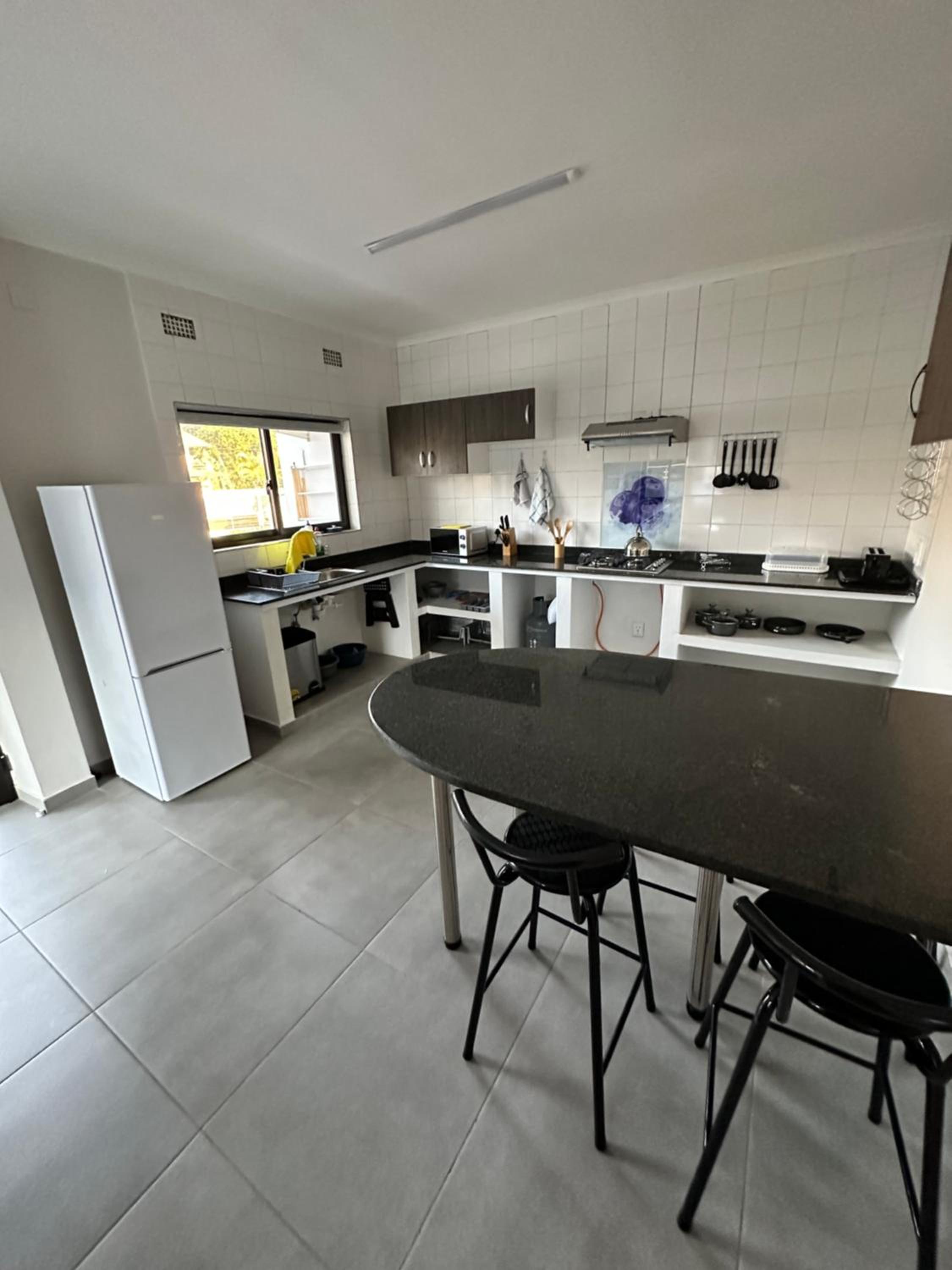 Two-Bedroom Apartment With Balcony photo 3