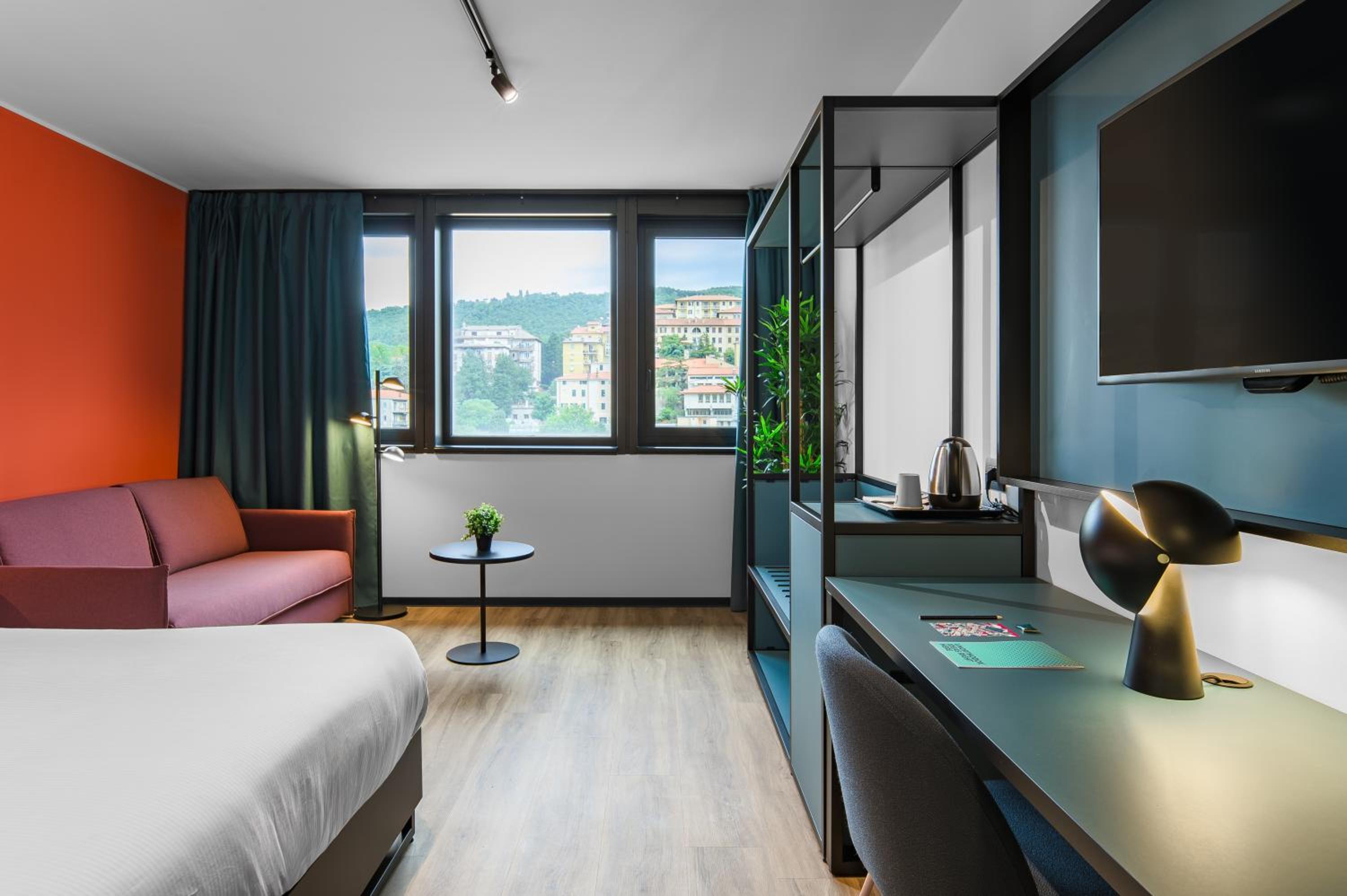 Superior Double or Twin Room photo 2