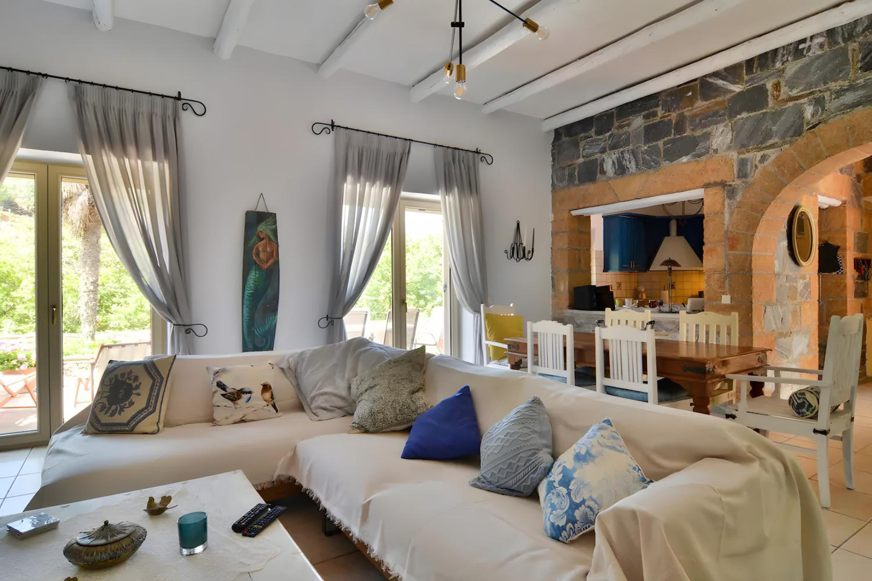 Three-Bedroom House photo 2