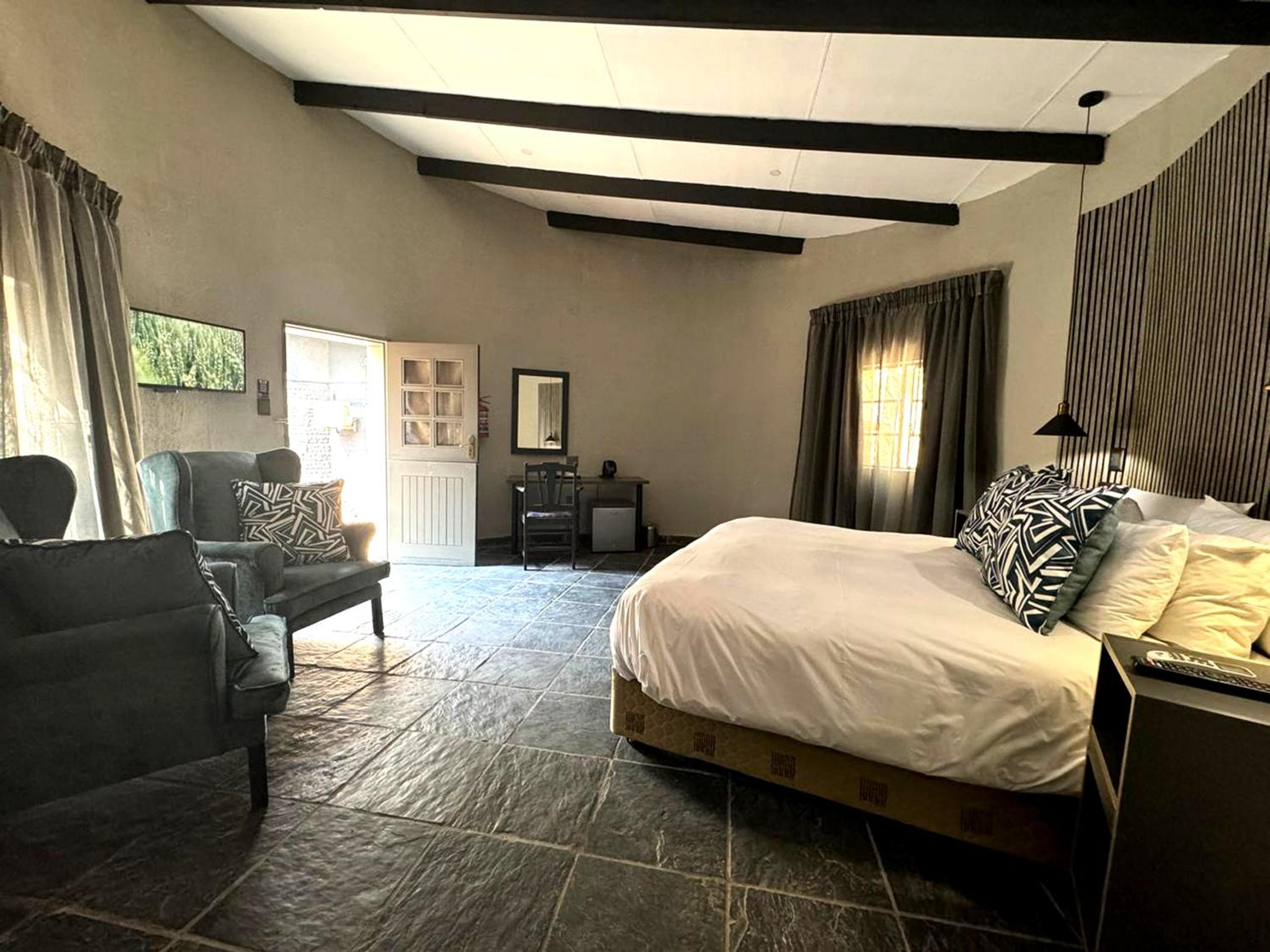 Deluxe Twin Room - Photo 28