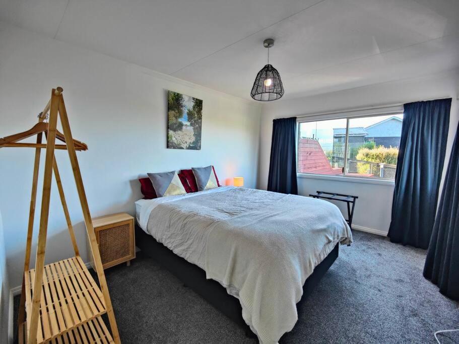 Four-Bedroom House photo 2