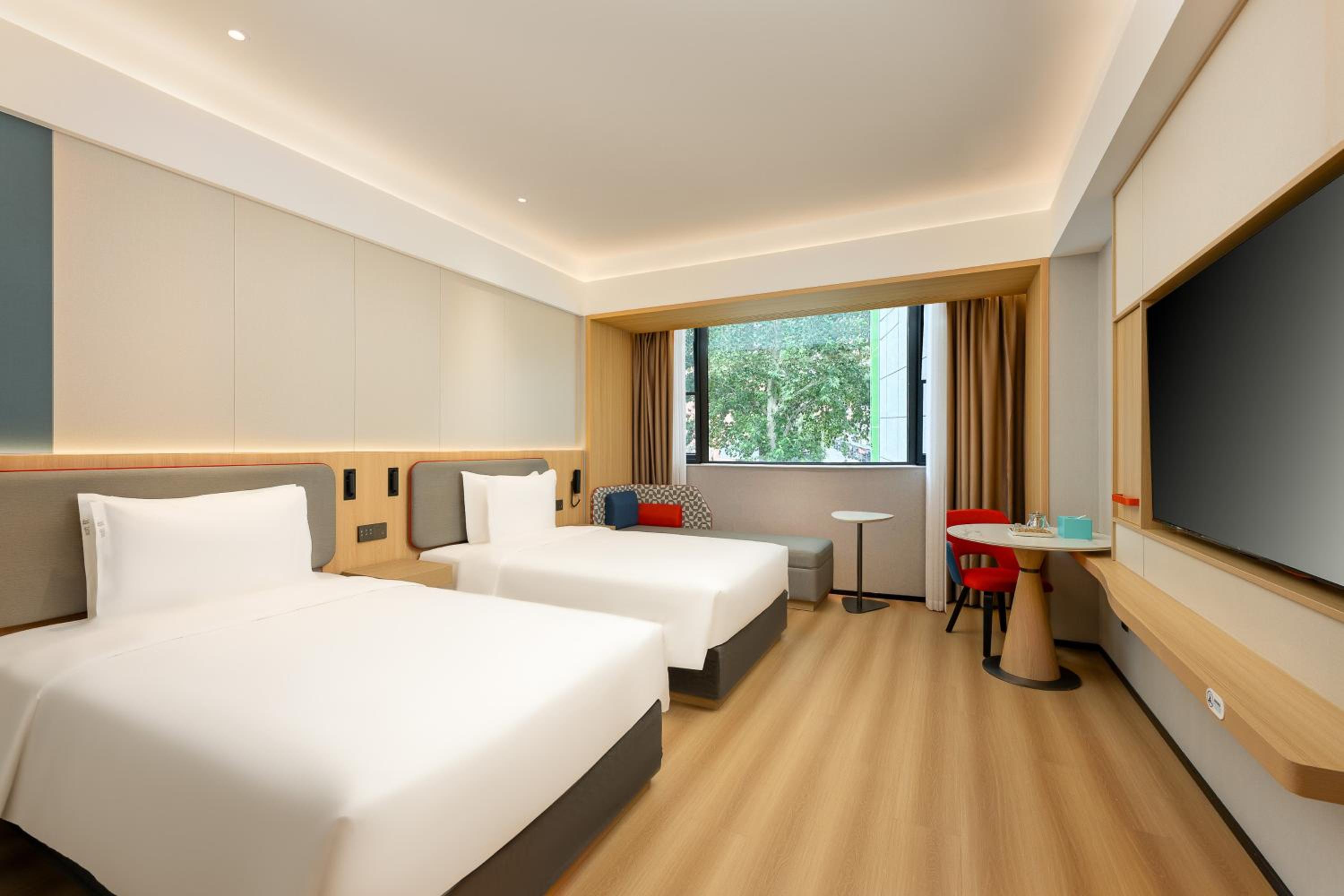 Standard Double Room with Two Double Beds and City View