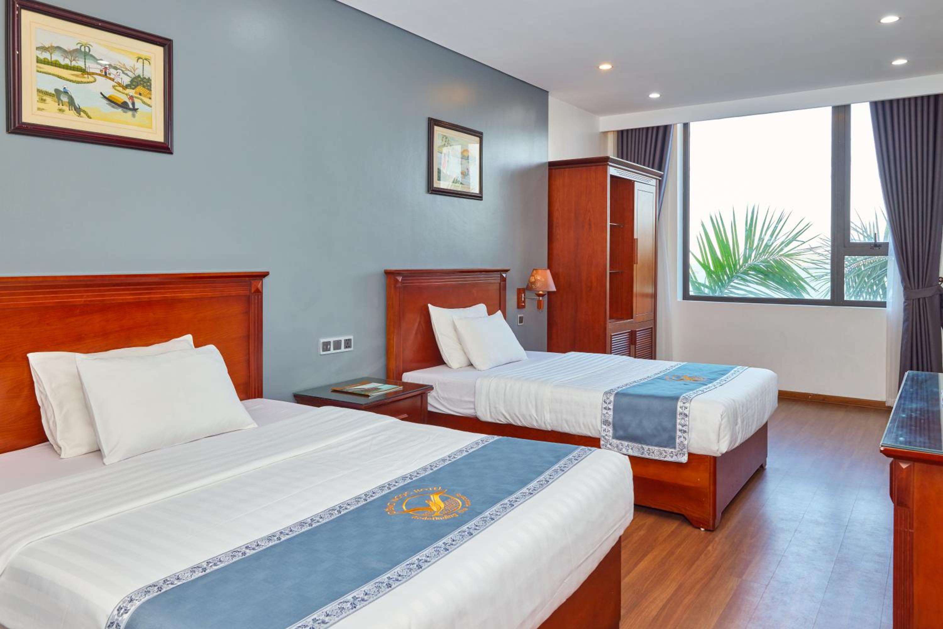 Triple Room with City View