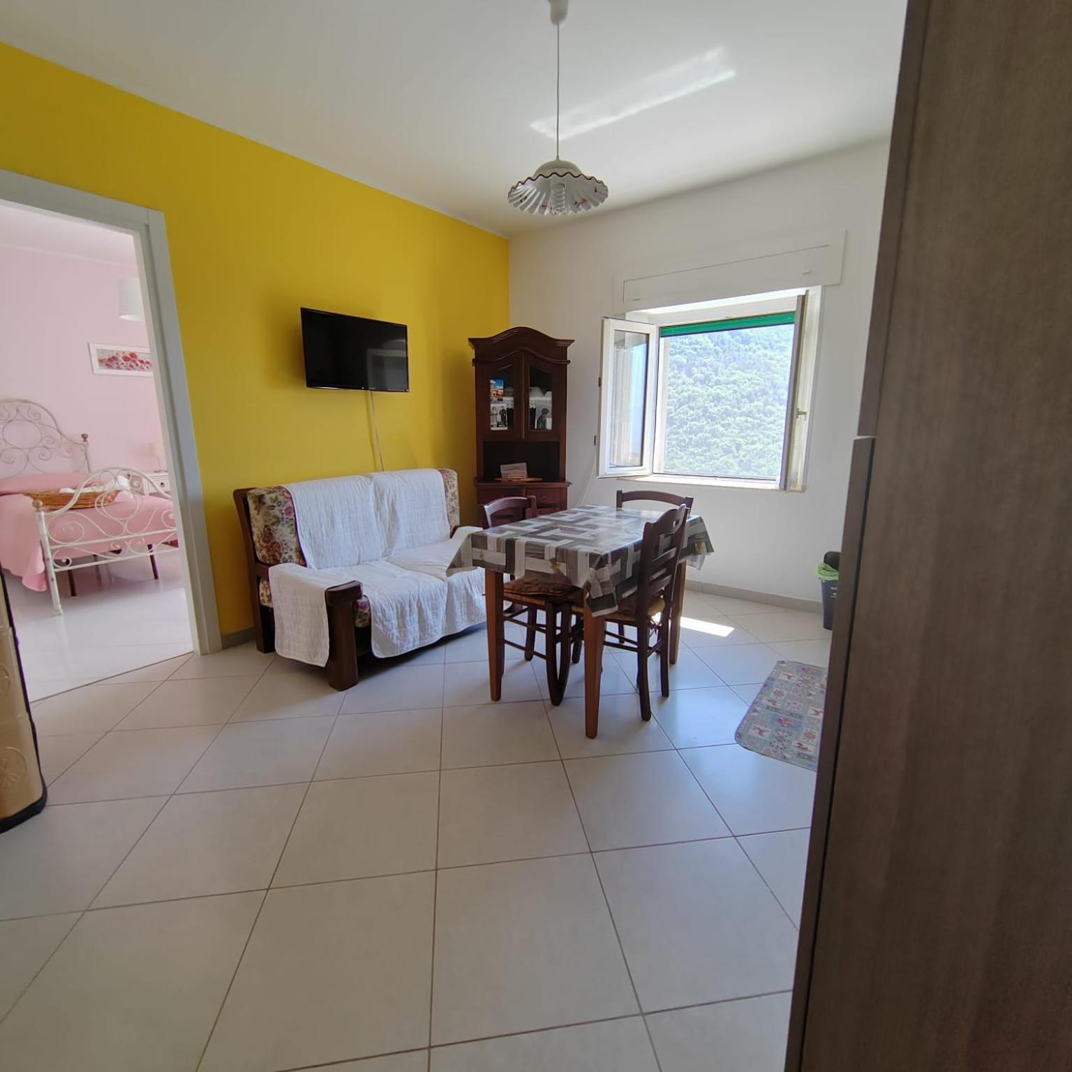 Two-Bedroom Apartment - Photo 18