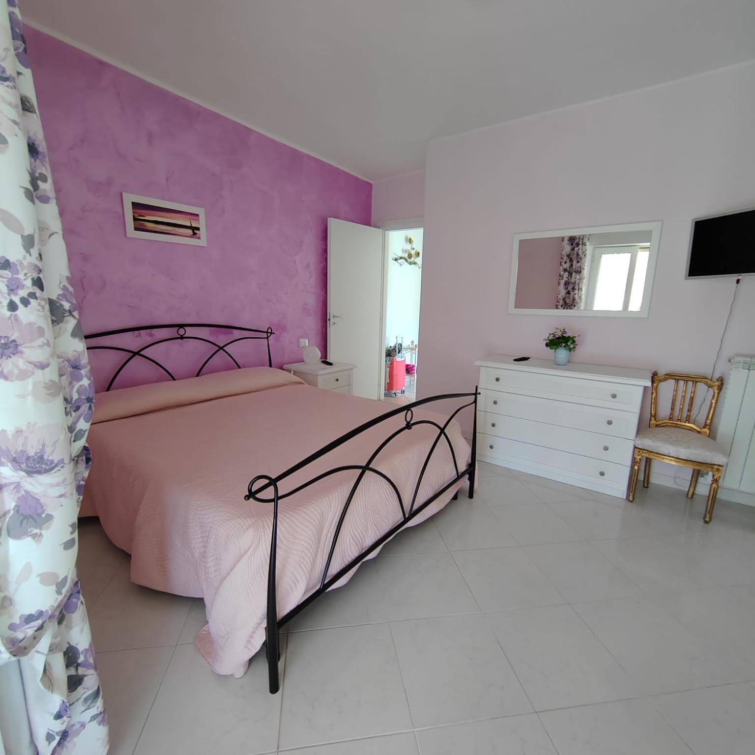 Two-Bedroom Apartment - Photo 1