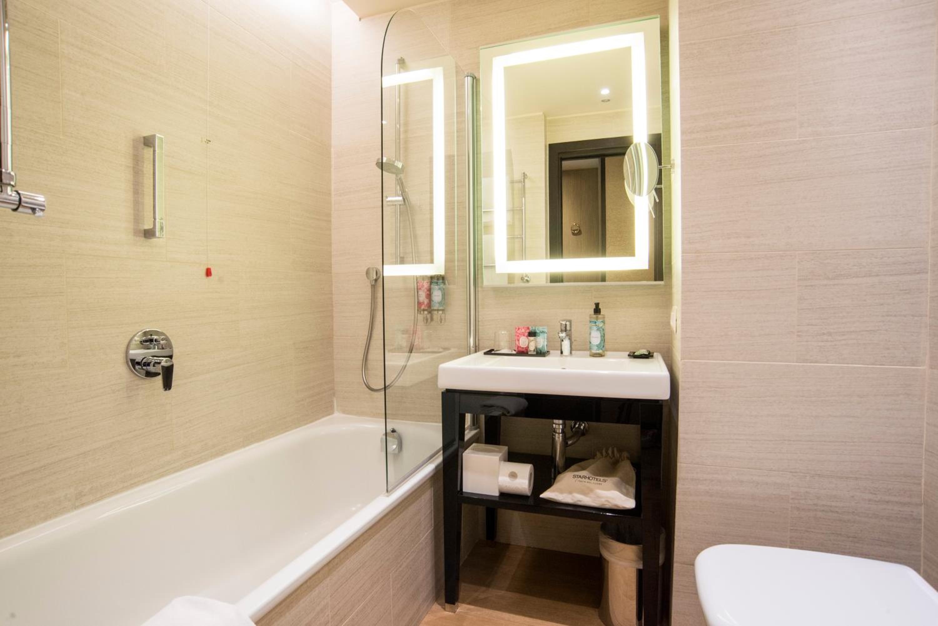Superior Single Room - Photo 3