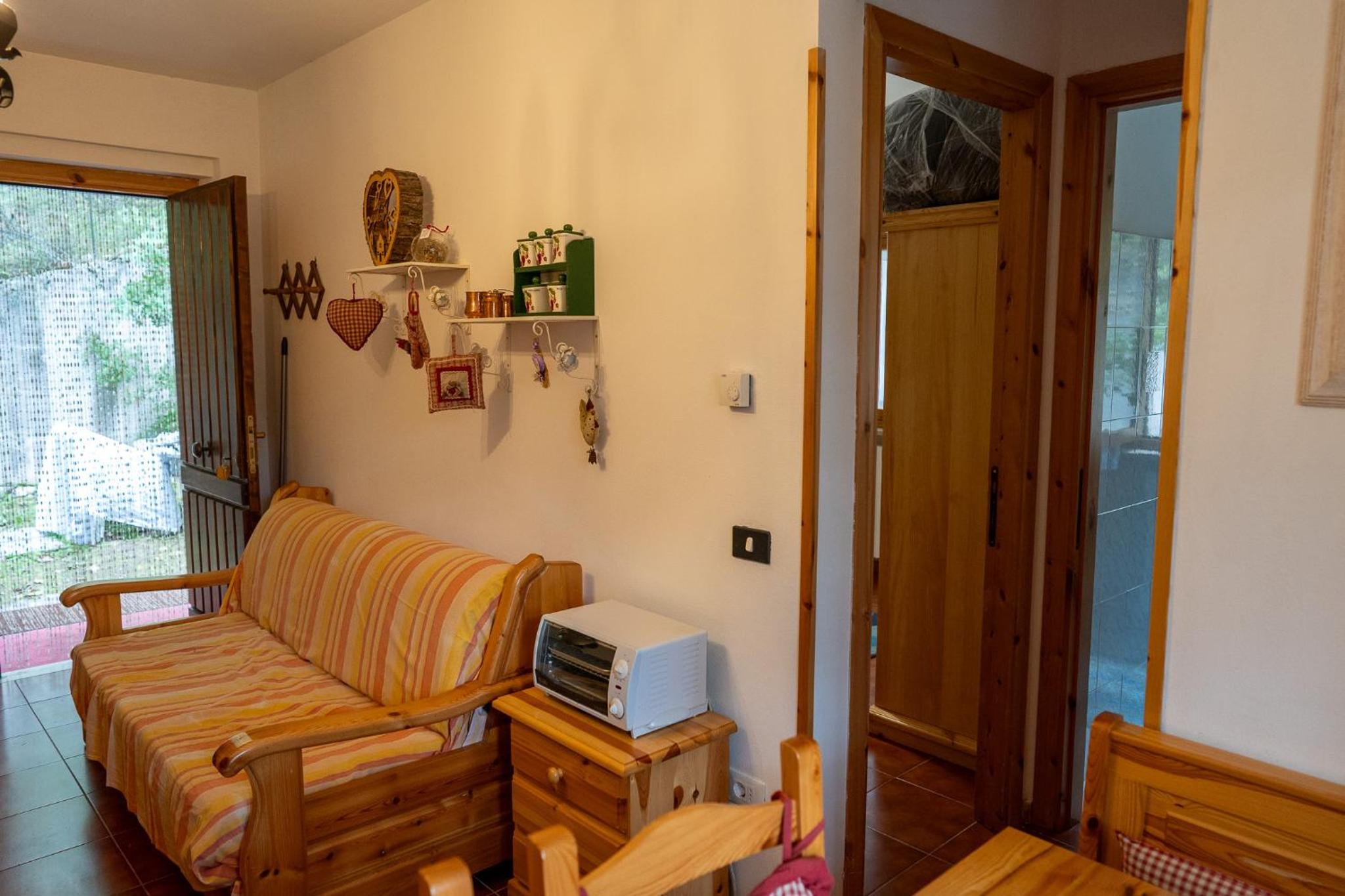 Two-Bedroom Apartment with Garden View photo 1