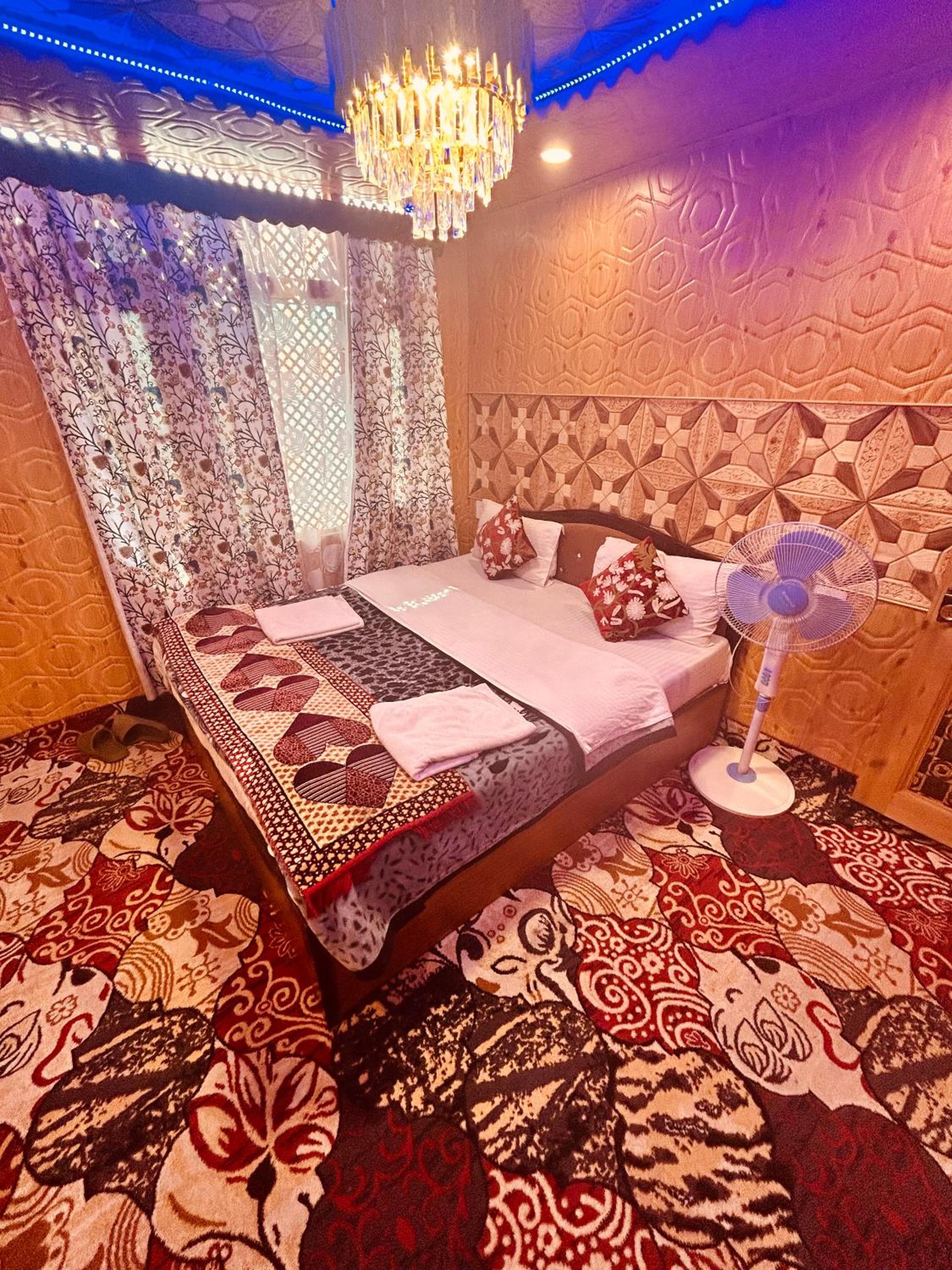Deluxe Double Room photo 3