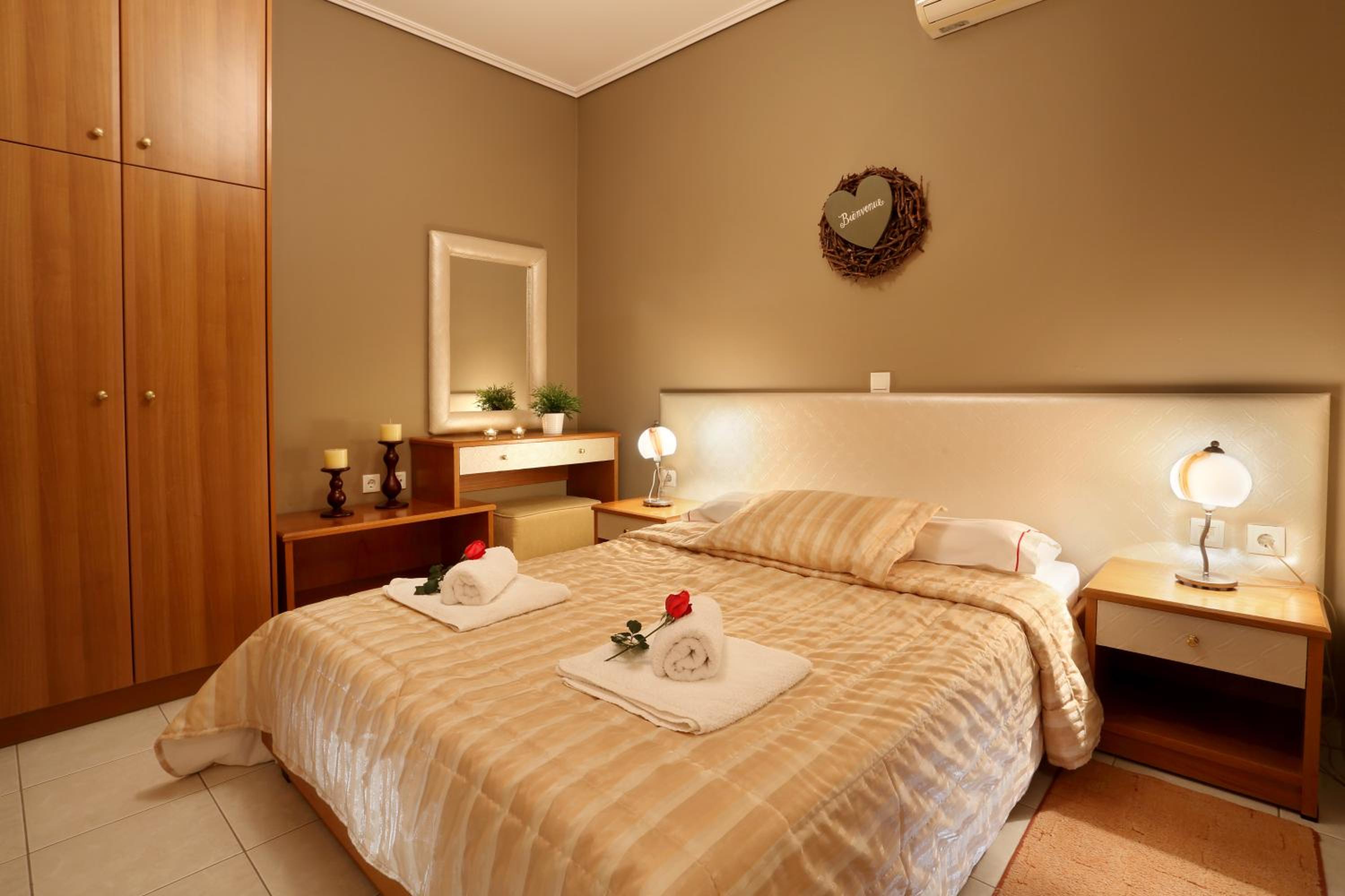 Superior Maisonette - Photo 1