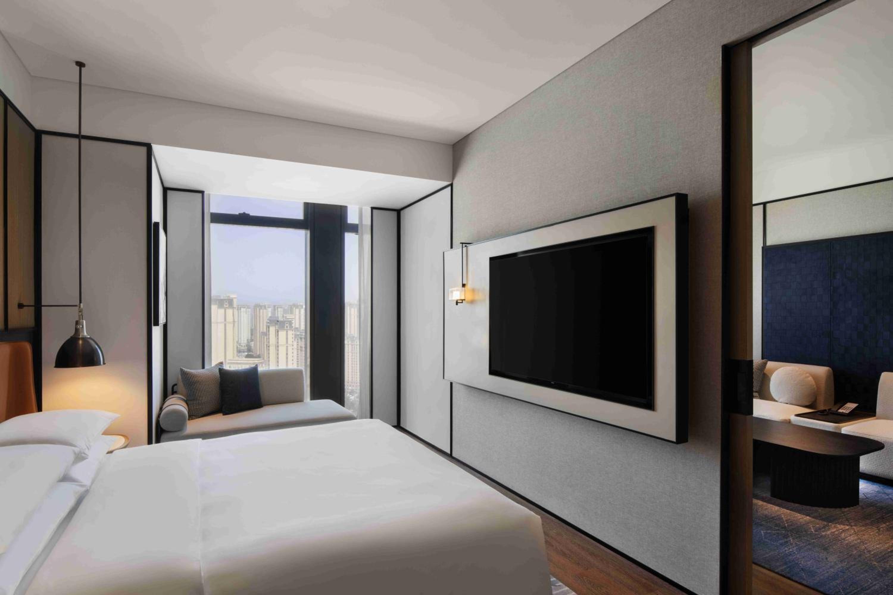 Junior King Suite  photo 2
