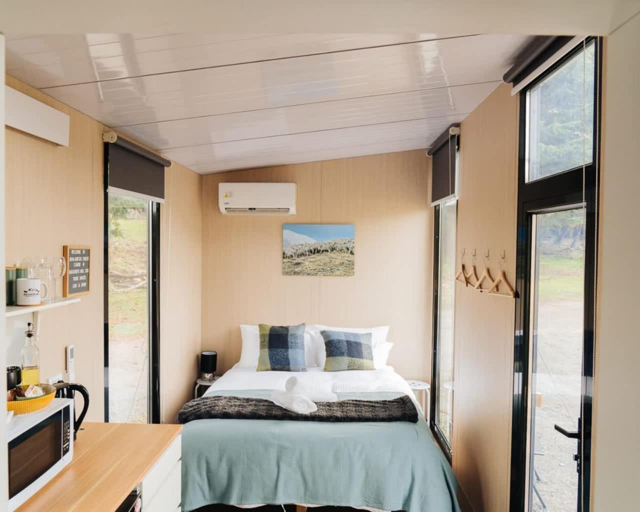 Mobile Home photo 1