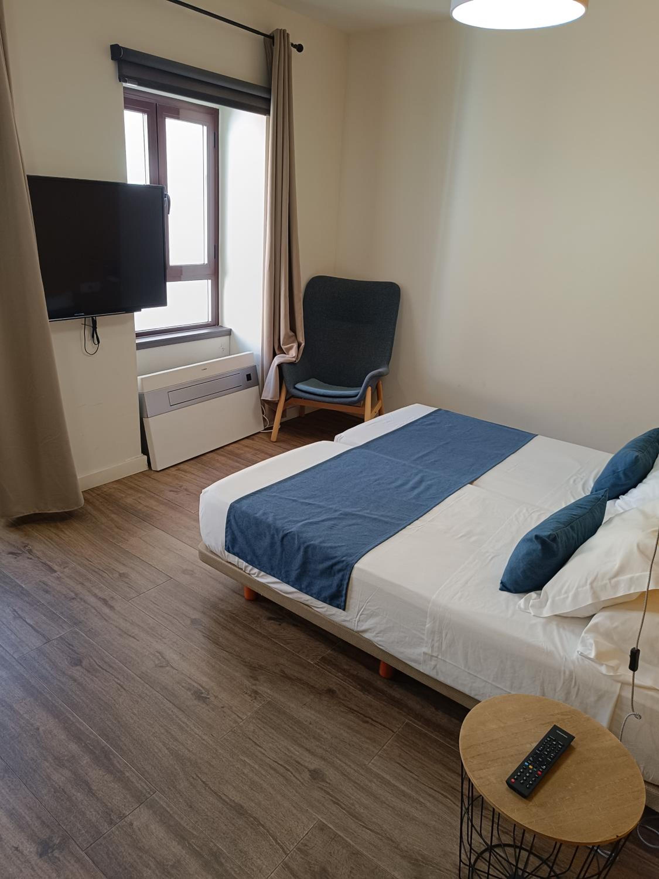 Studio Apartment - Photo 10