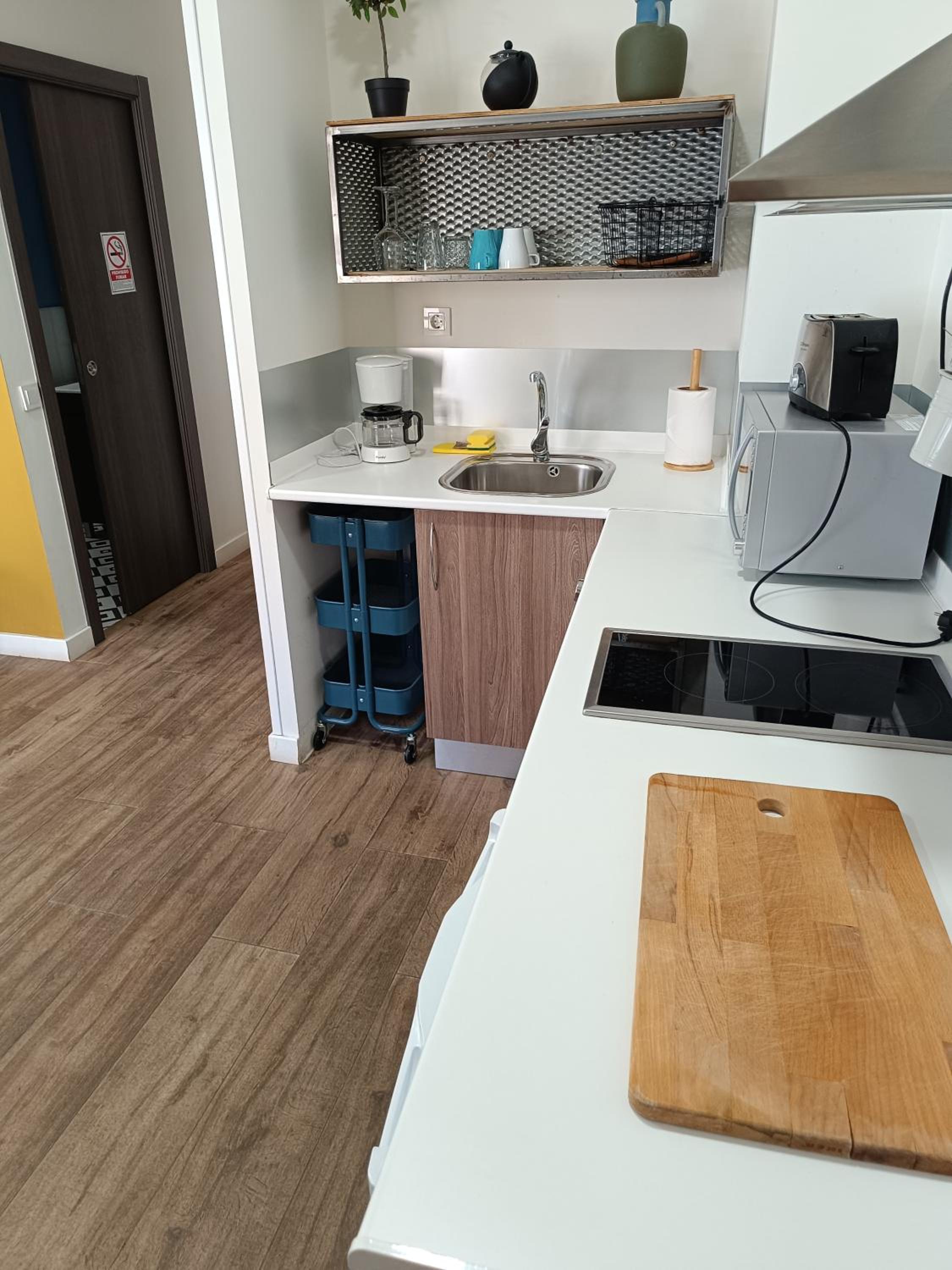 Studio Apartment - Photo 5