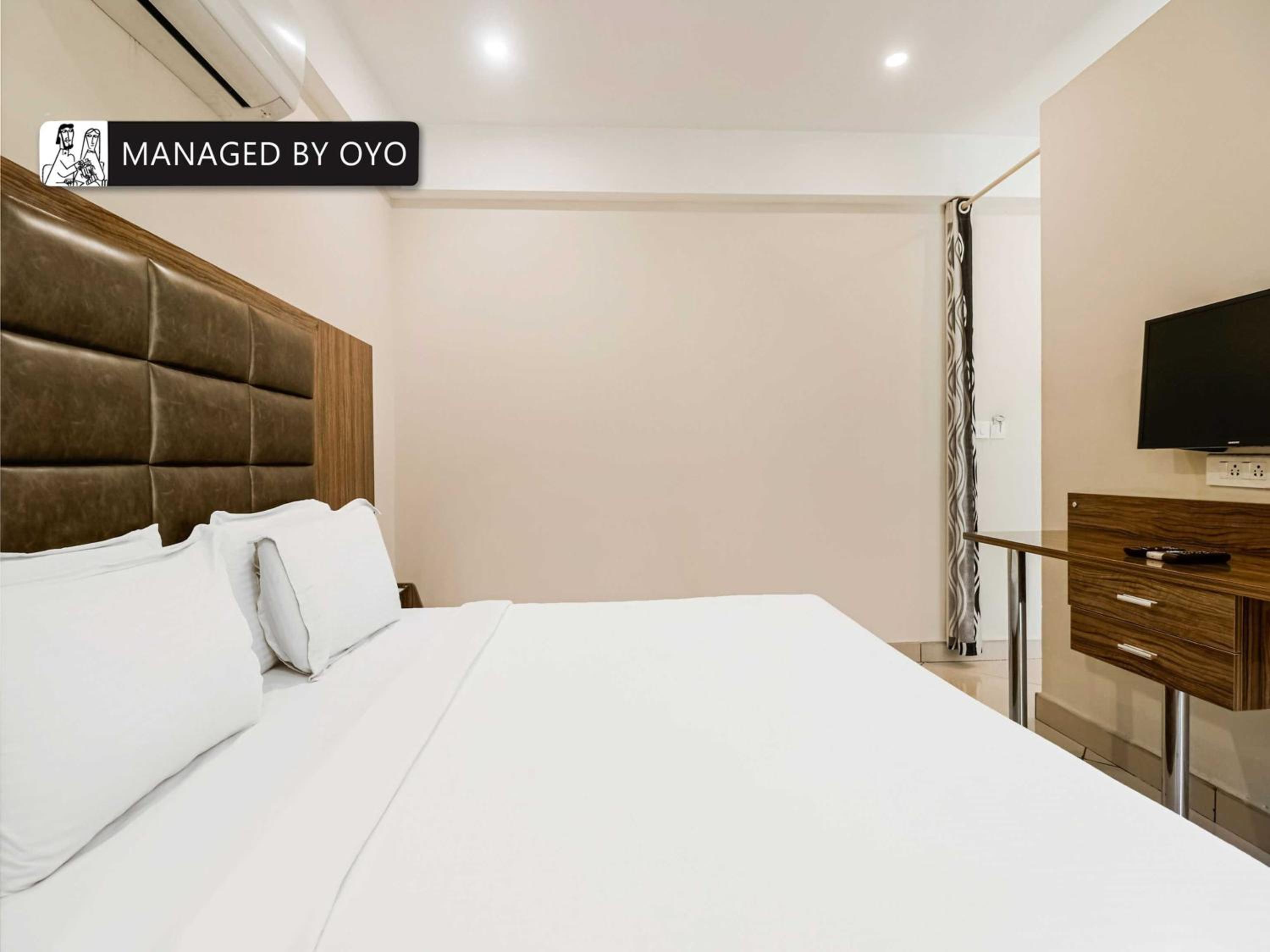 Classic Triple Room - Photo 9