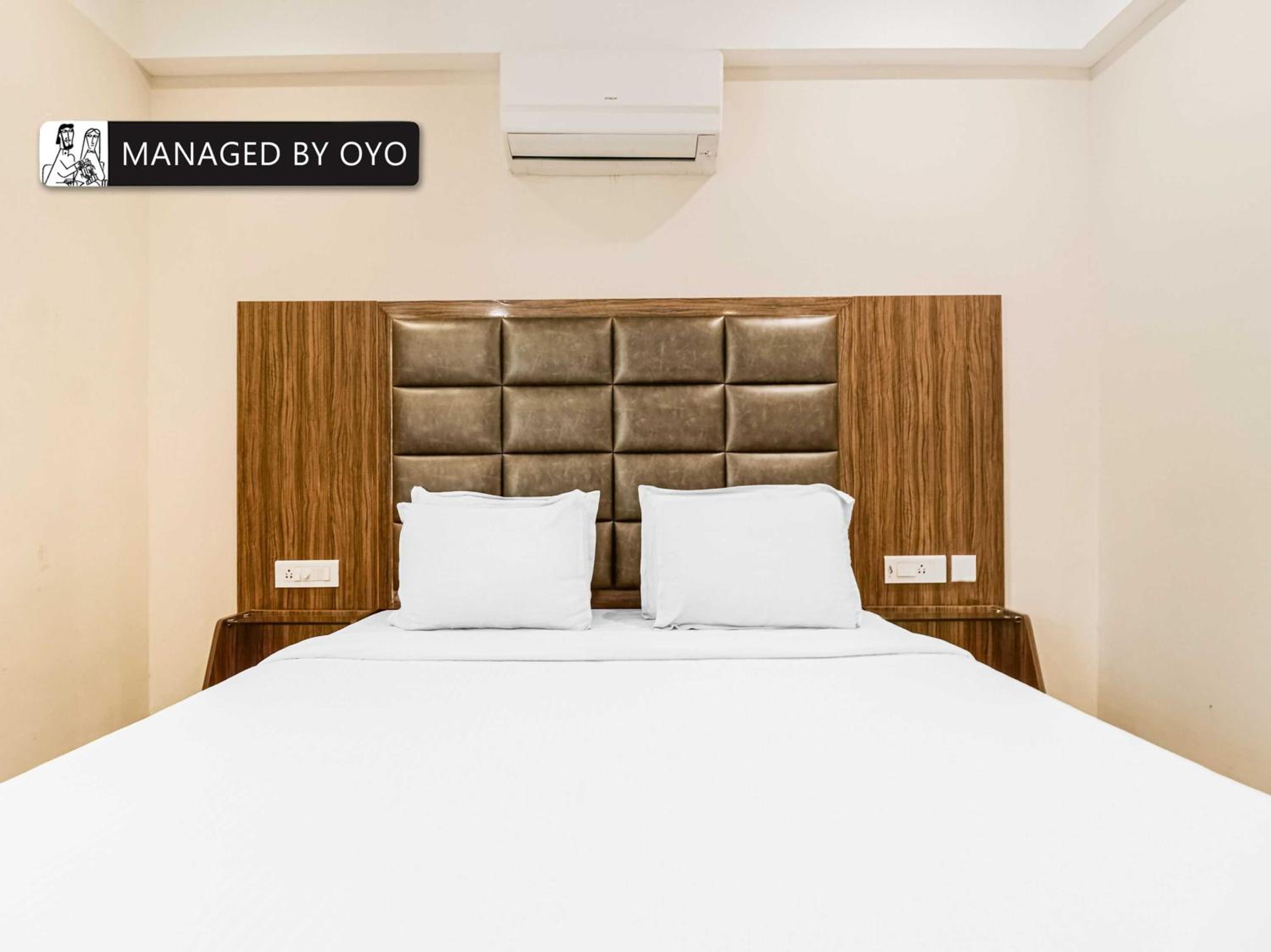 Classic Triple Room - Photo 8