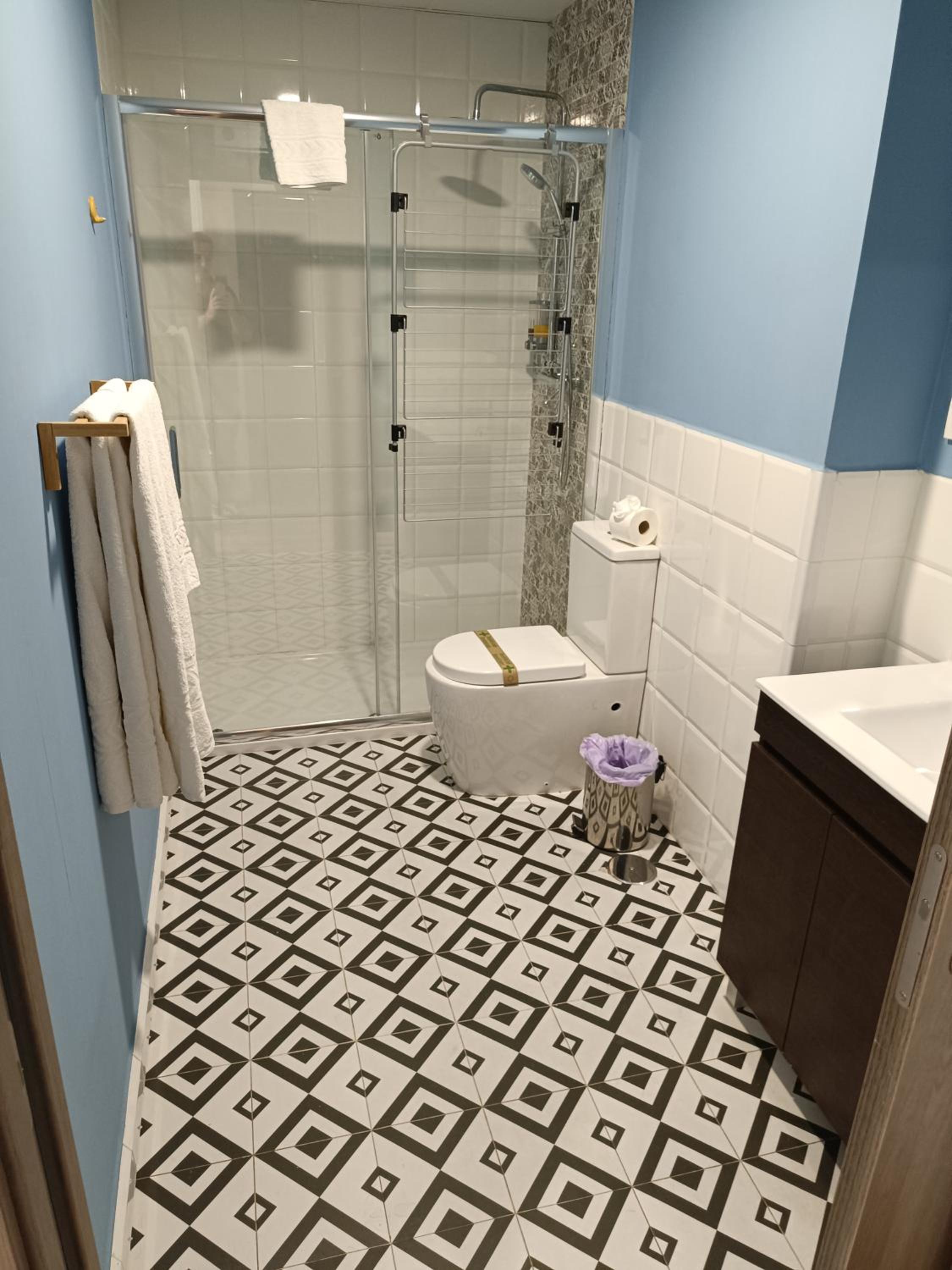 Studio Apartment - Photo 3