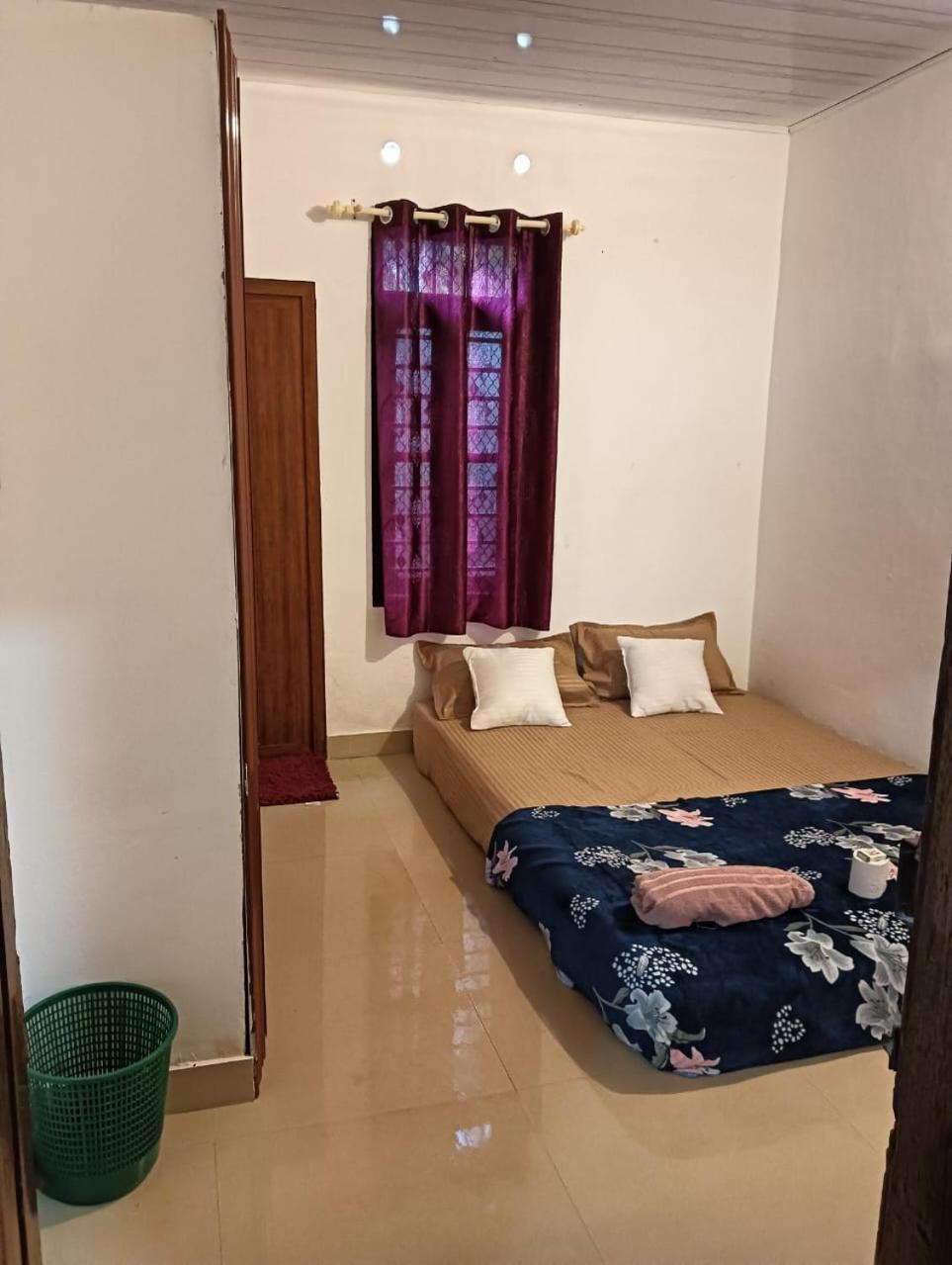 Standard Single Room With Shower photo 3