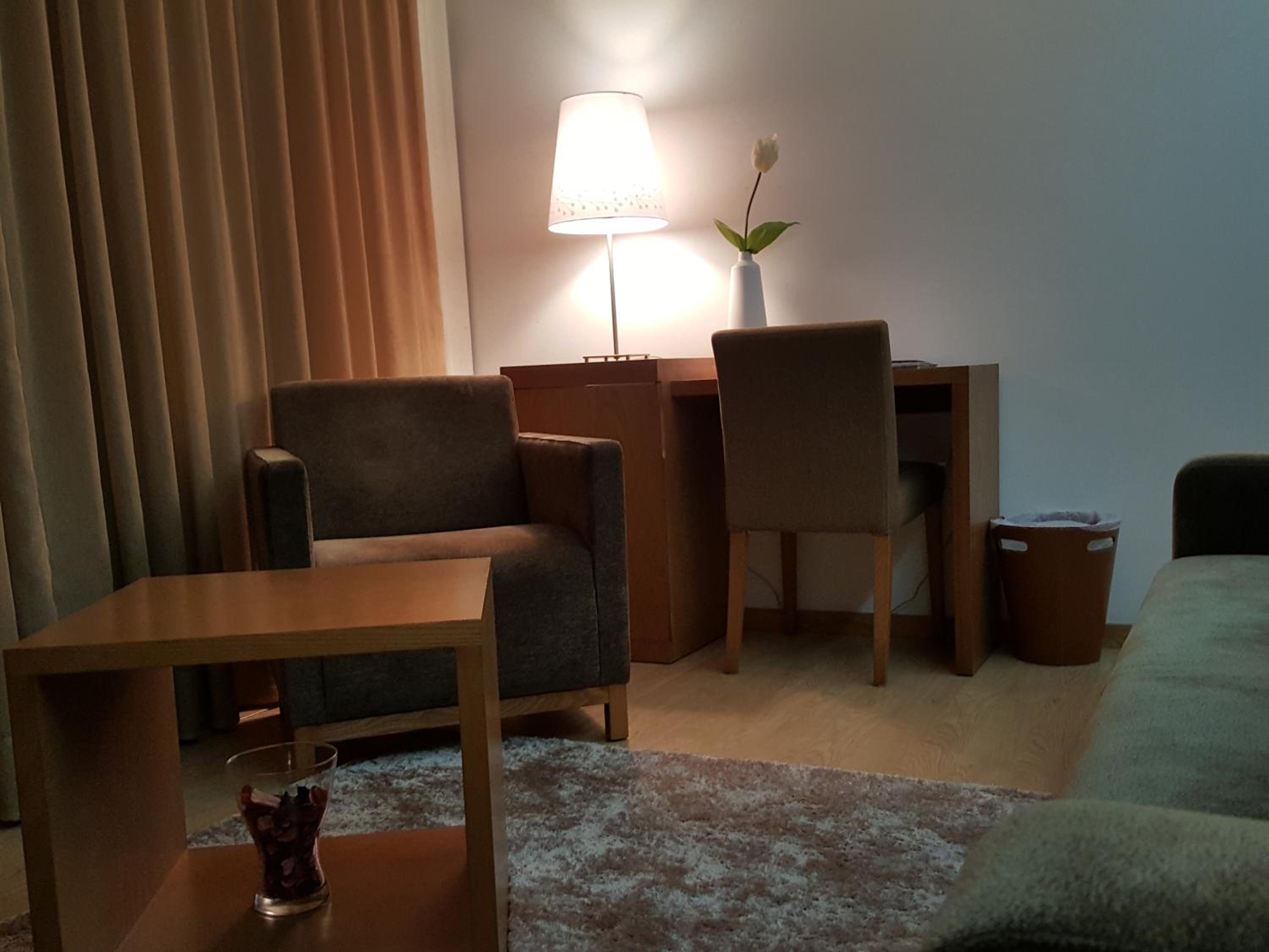 Suite - Photo 3